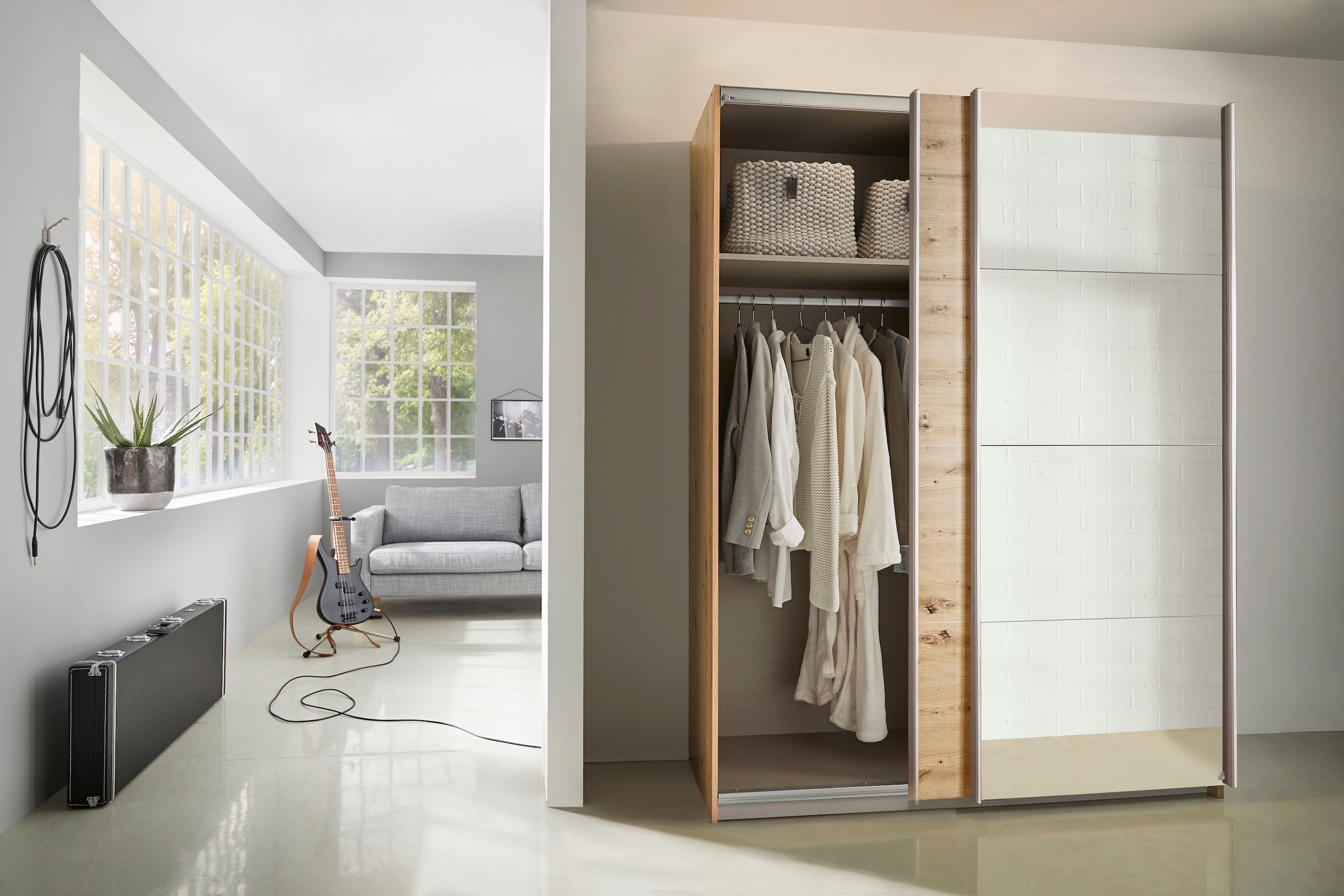 rauch Schwebetürenschrank »Kleiderschrank Schrank Kinderzimmer Topseller OTTOs CHOICE SUBITO« Dekor- & Spiegelelemente B 136 & 181 - Höhe 197 cm - MADE IN GERMANY