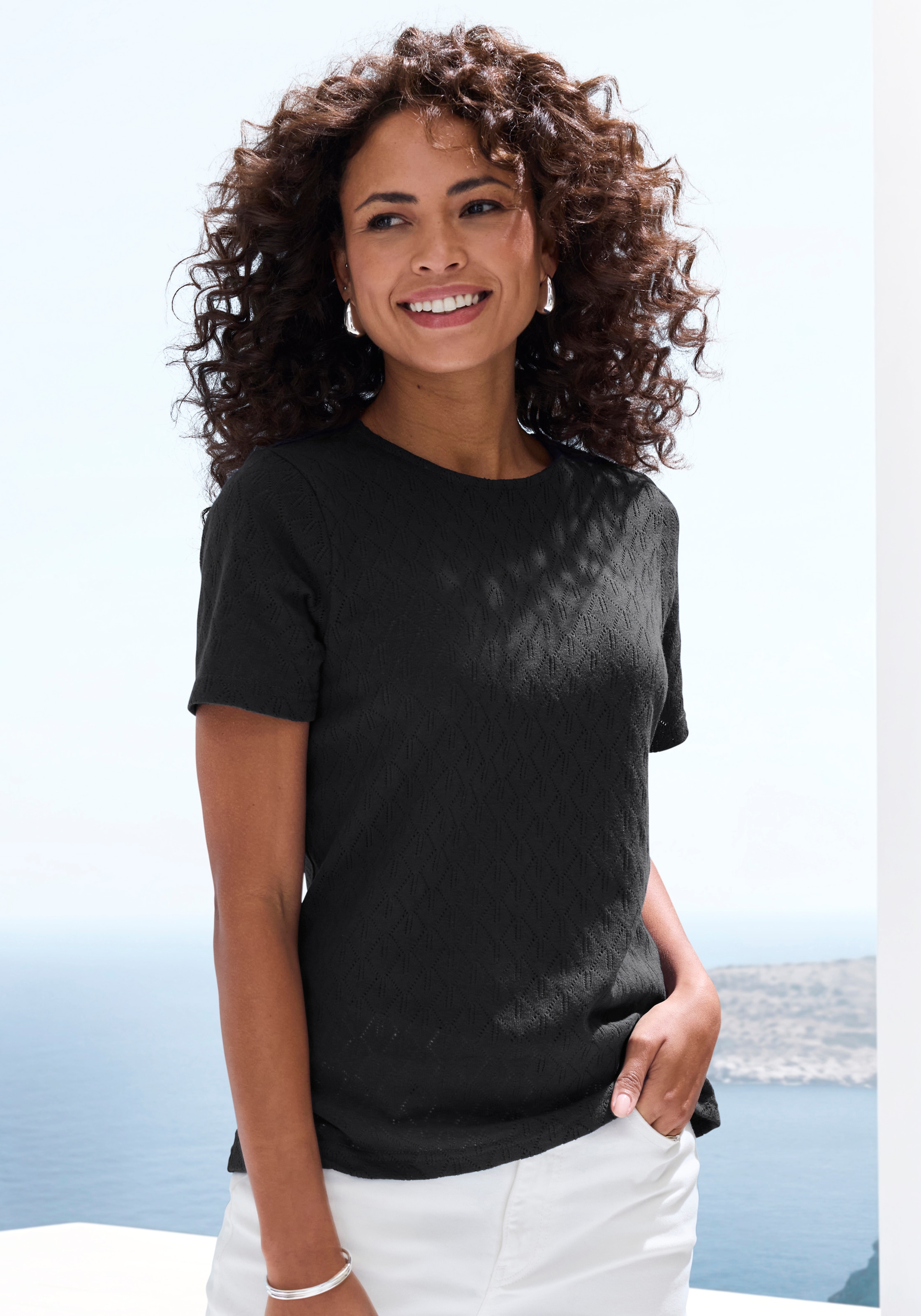 Vivance Kurzarmshirt "mit sommerlichem Ajour-Muster" aus leichtem Feinstrick mit Ajourmuster