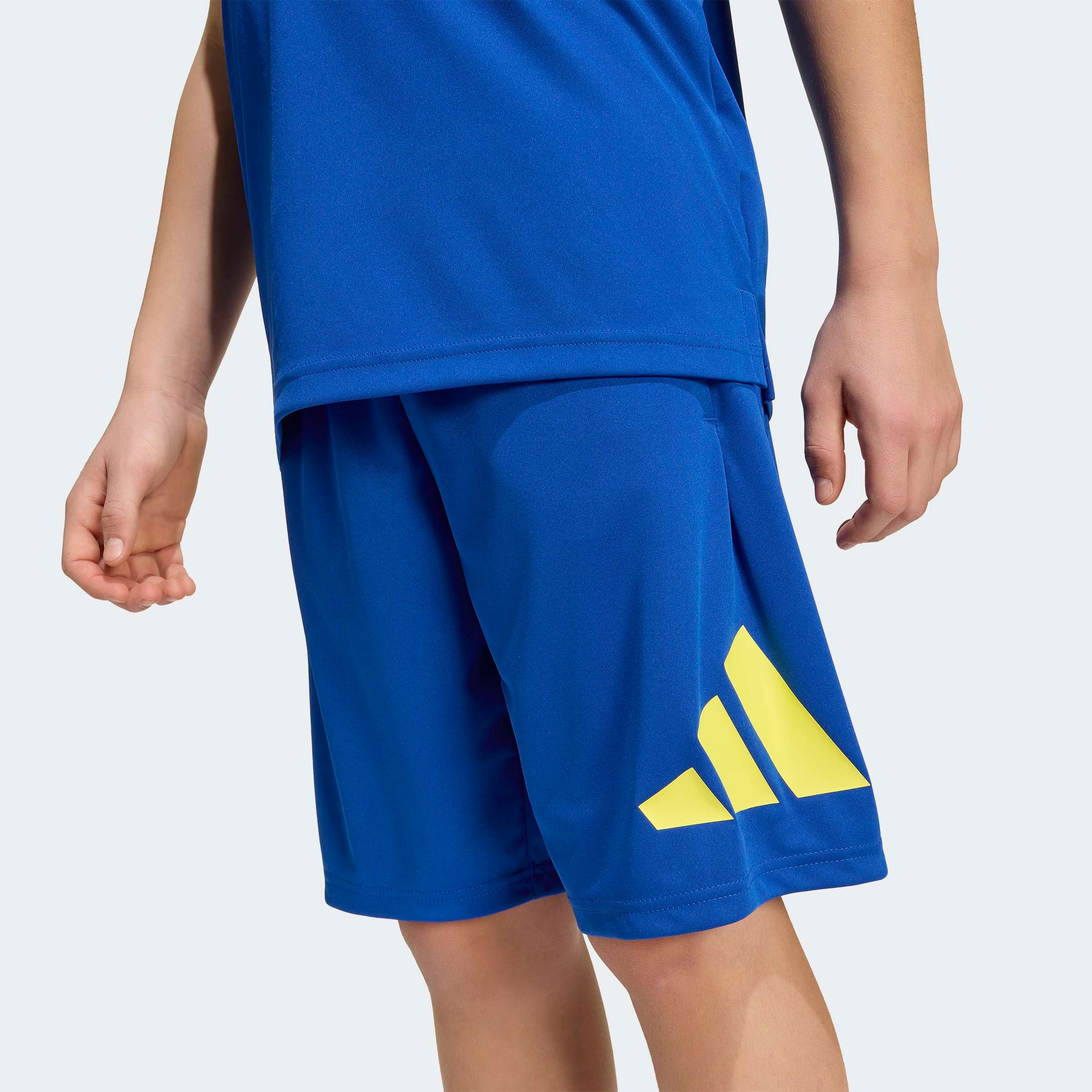 adidas Sportswear Shorts »J TR-ES BL SH«