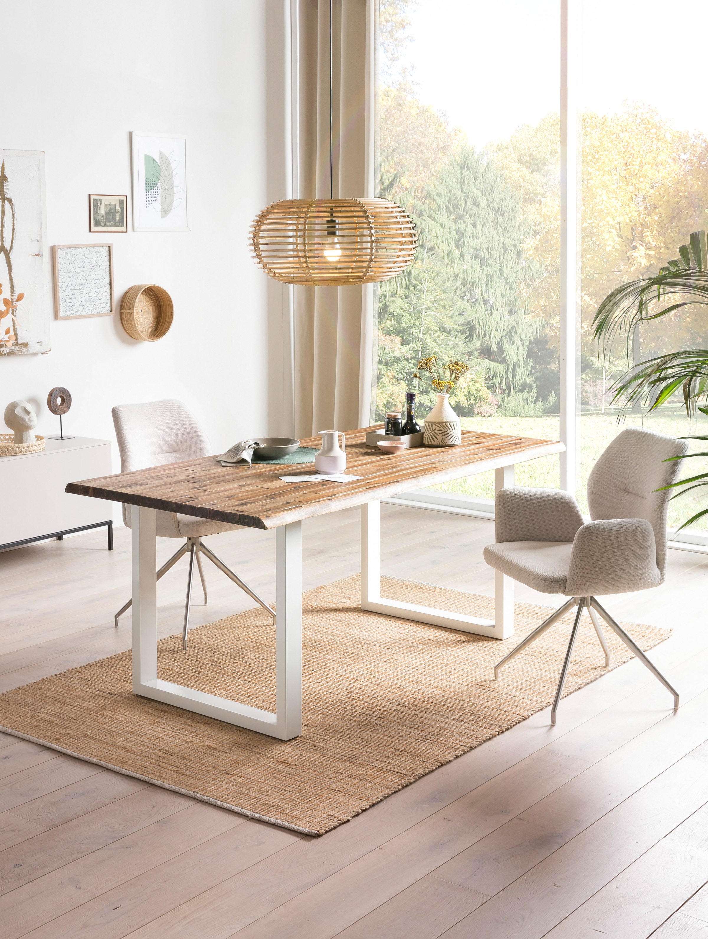 SalesFever Essgruppe, (Set, 5 tlg.), Tischplatte mit rauer Balken-Oberfläche, Rücken mit Rautensteppung