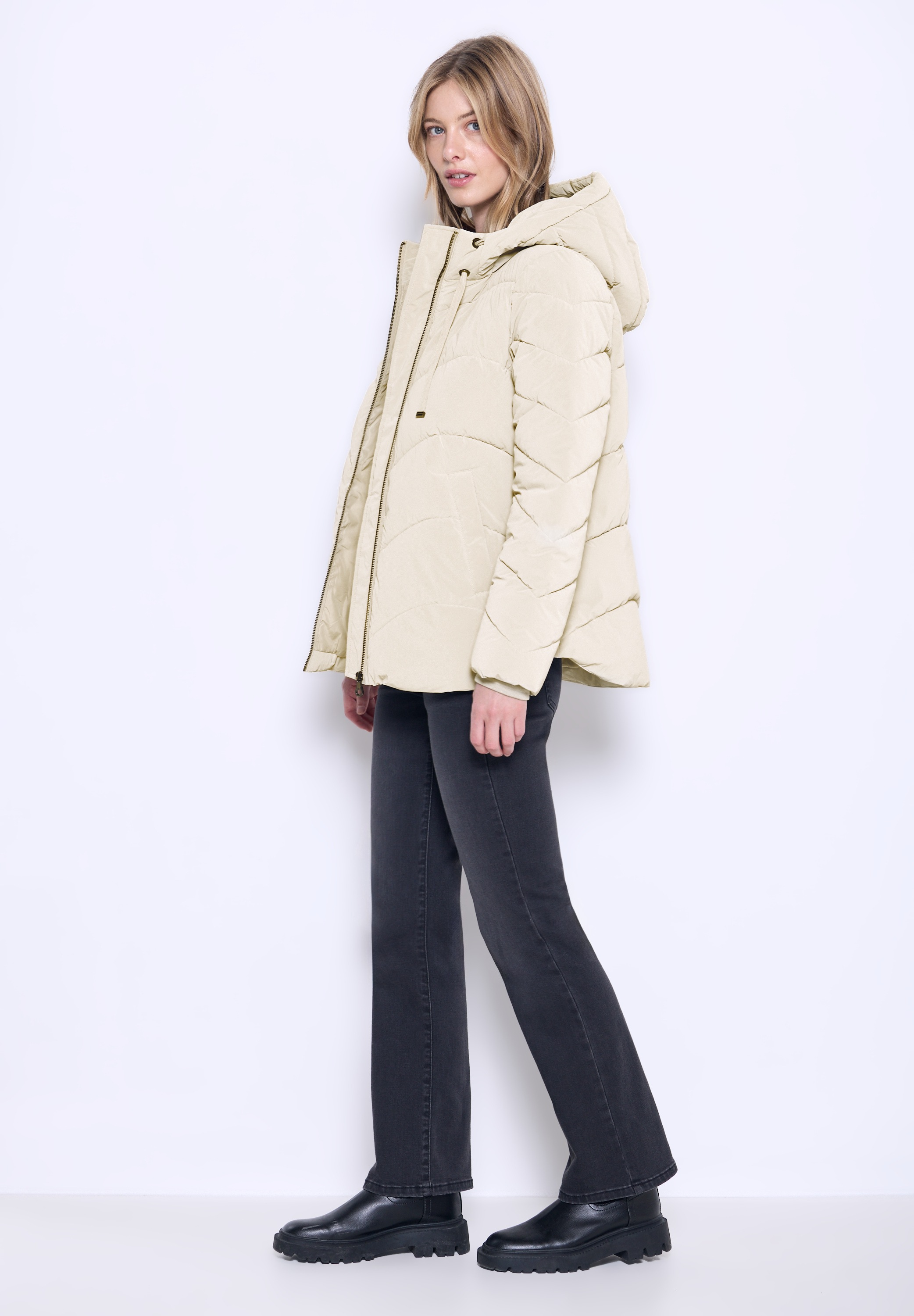 STREET ONE STUDIO Steppjacke, mit Kapuze, in Unifarbe