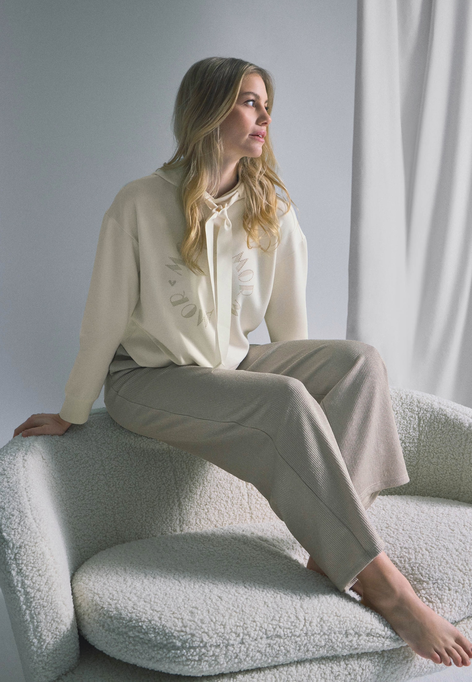 Zero Sweatshirt »zero Hoodie mit Spruch«, weiteres Detail