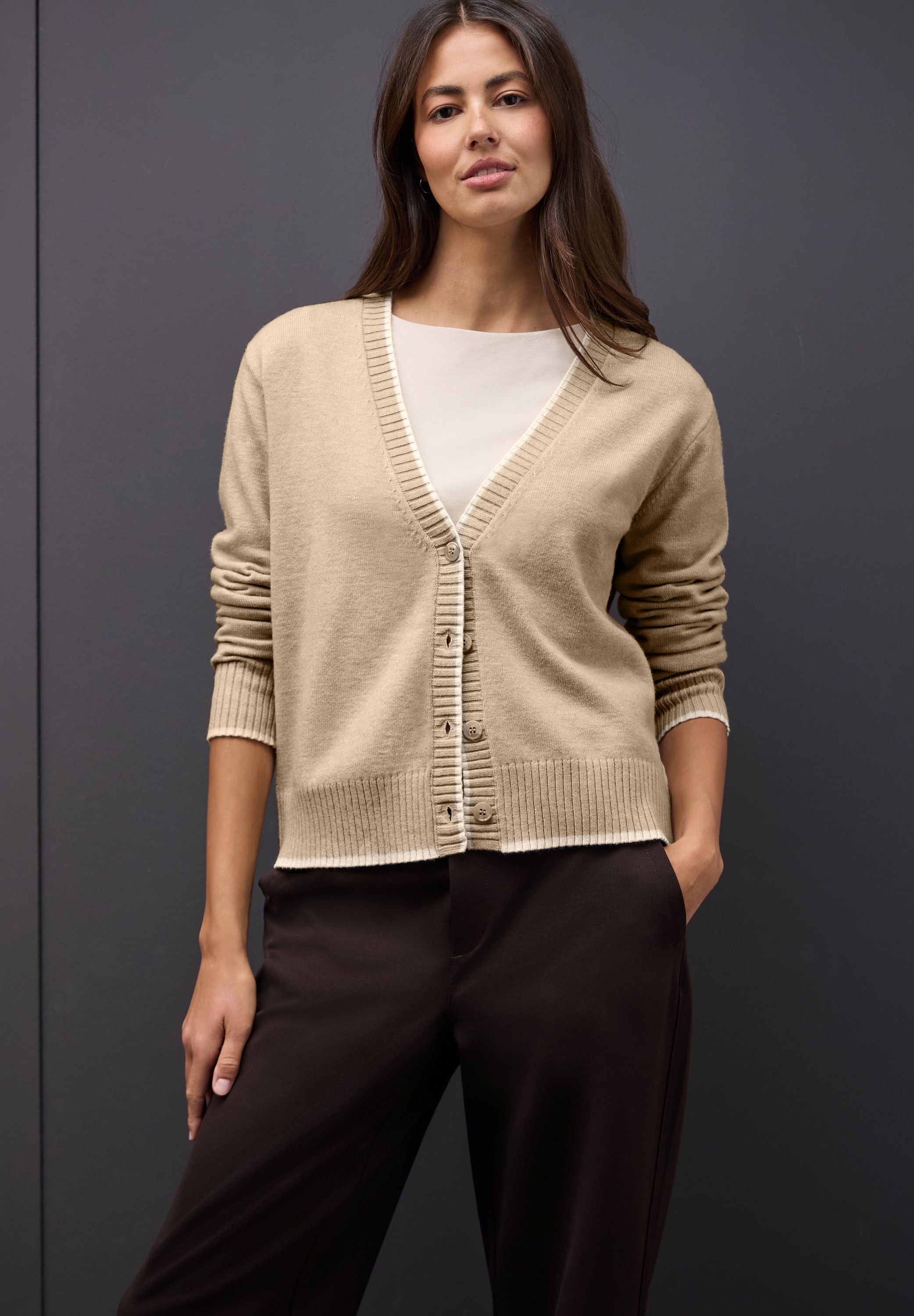 STREET ONE Cardigan mit V-Ausschnitt
