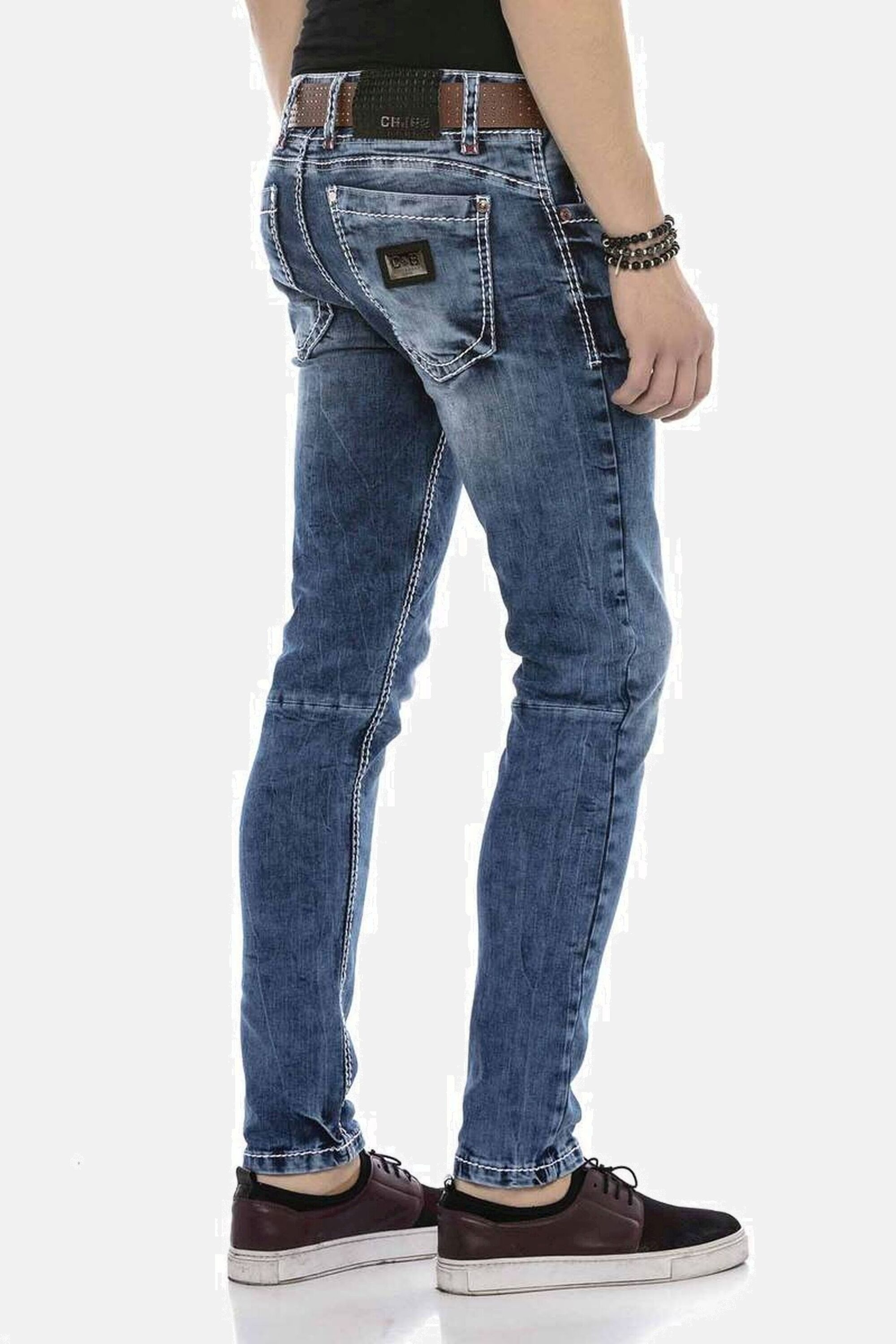 Cipo & Baxx 5-Pocket-Jeans »DENIM«, bequeme Jeans in klassischem Design, CD588