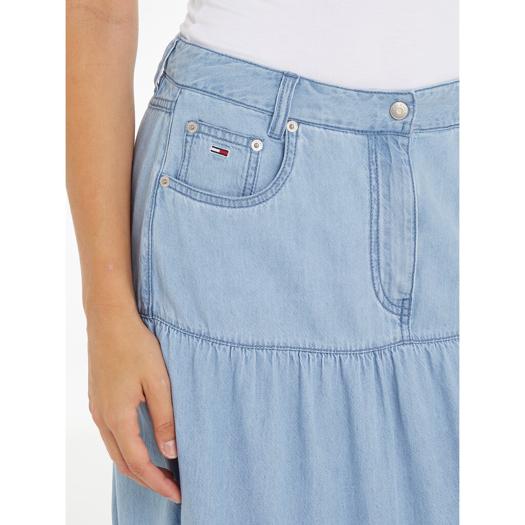 Tommy Jeans Jeansrock »TJW CHAMBRAY TIERED MIDI SKIRT«