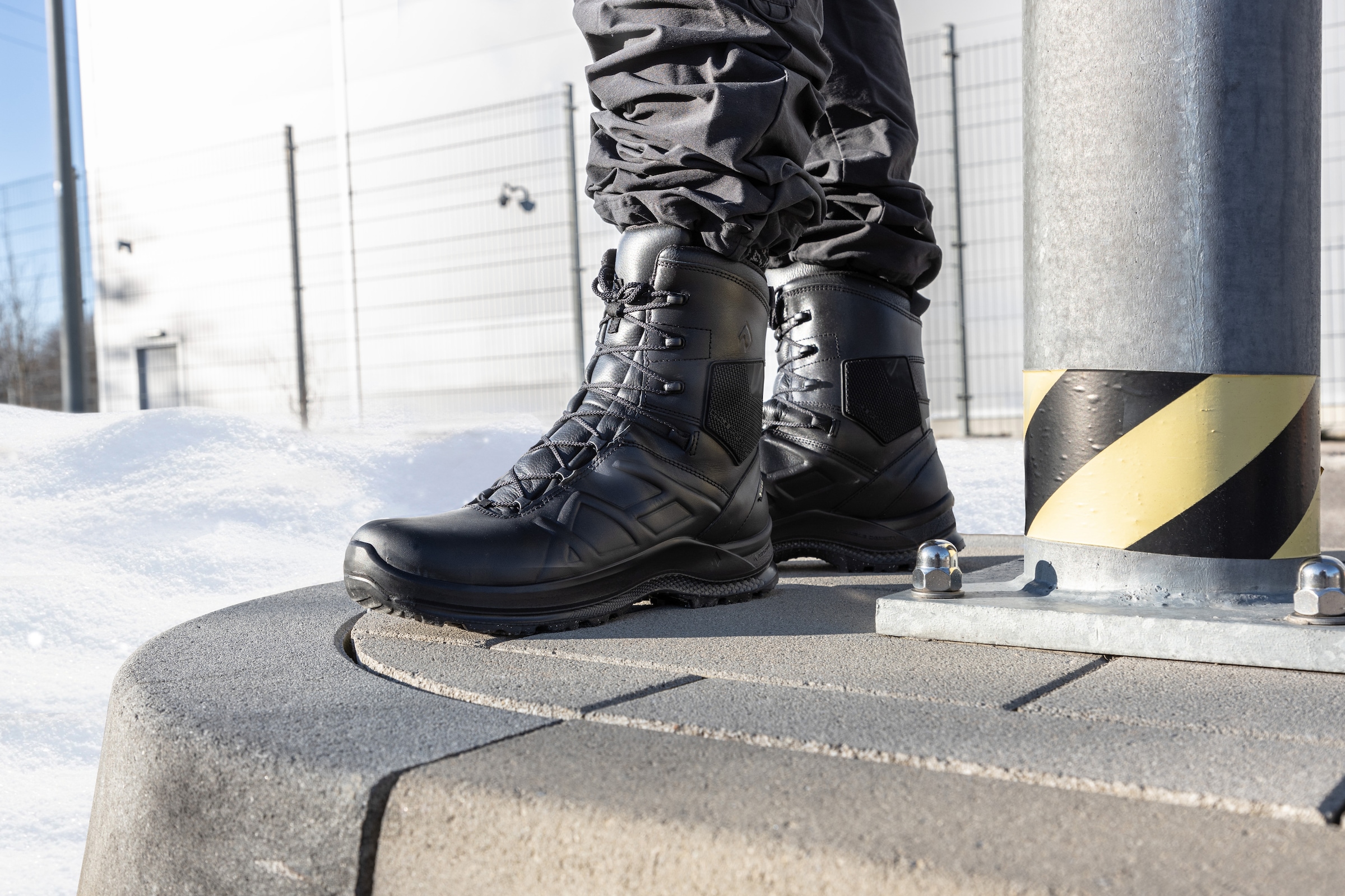 haix Wanderstiefel »Black Eagle Tactical 2.0 GTX WTR hoch«