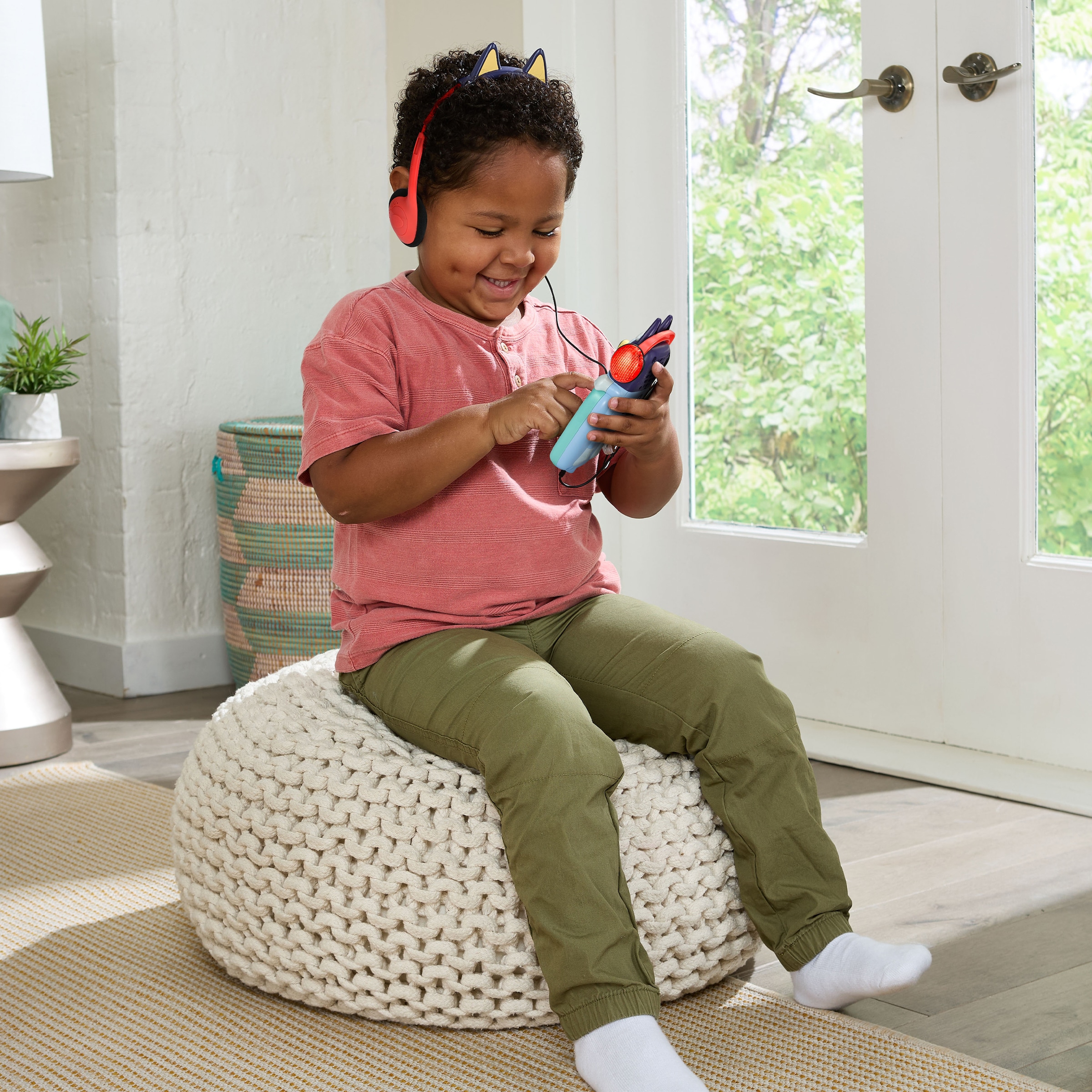 Vtech® Lernspielzeug »Bluey, Leuchtender Musikplayer« mit Licht und Sound