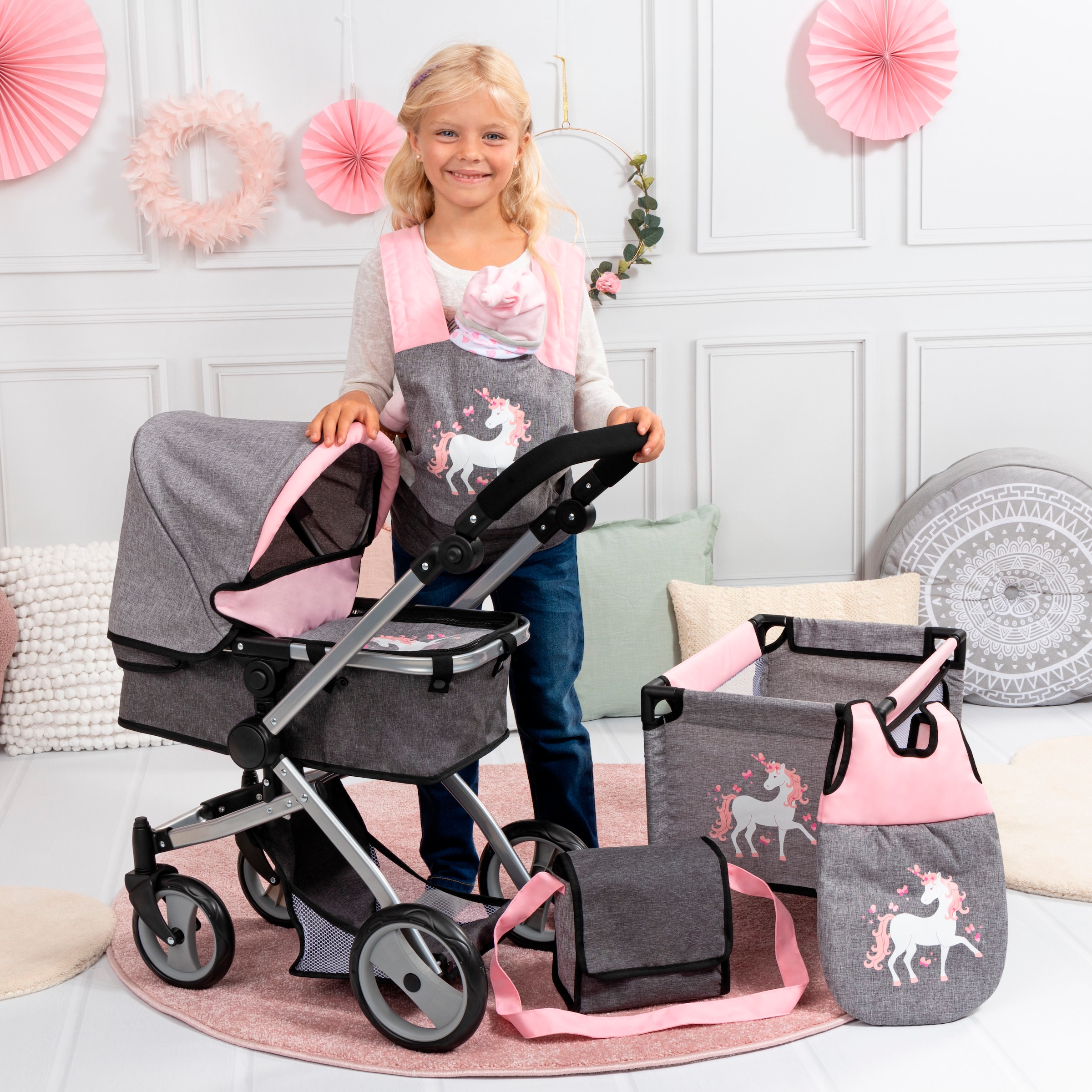 Bayer Puppenwagen »Mega grau/rosa«, (Set), mit Reisebett, Schlafsack, Wickeltasche und Zubehör