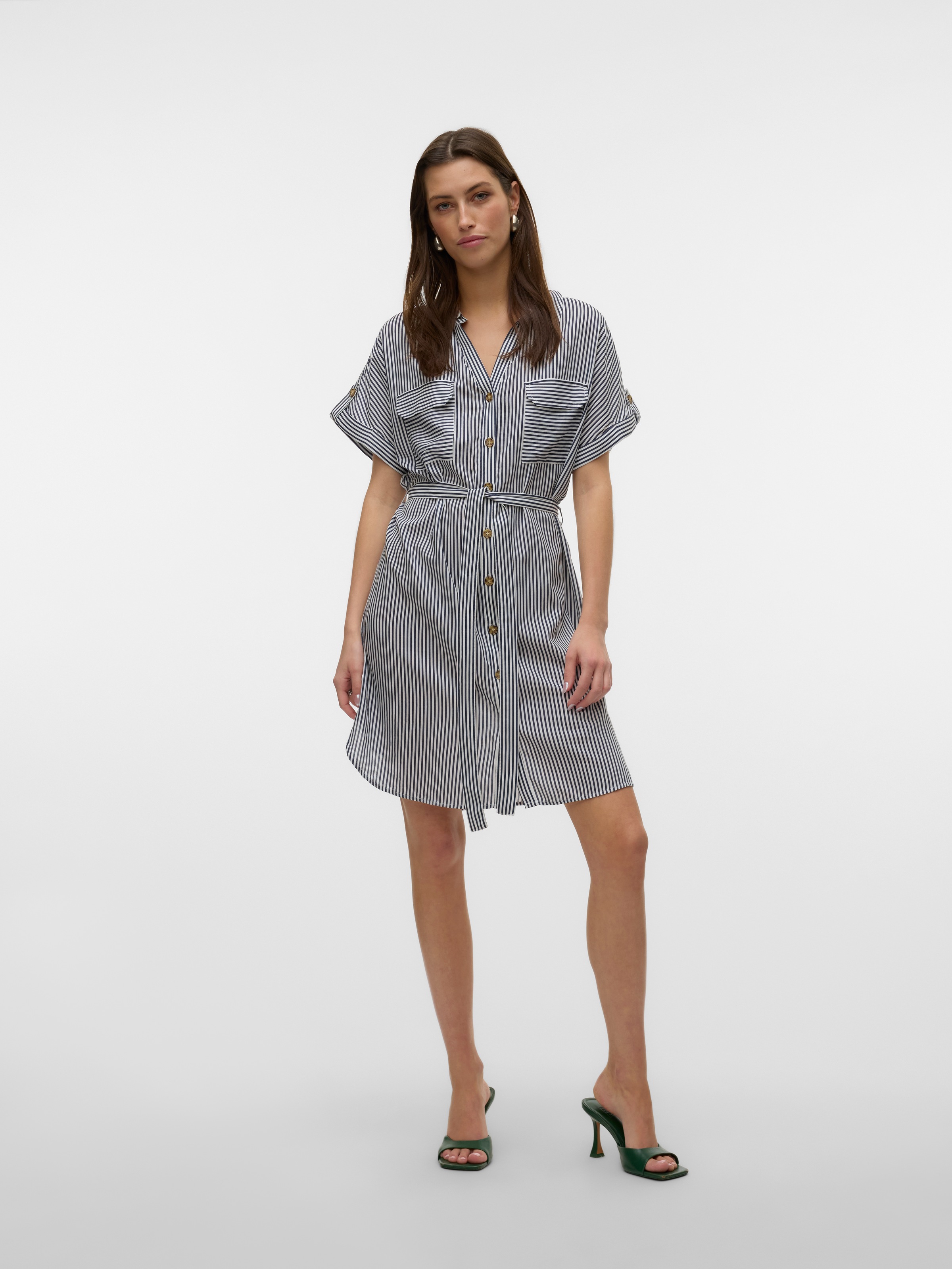 Thumbnail - Vero Moda Hemdblusenkleid "VMBUMPY SS SHORT SHIRT DRESS WVN GA NOOS" Brusttaschen Viskose, loose fit