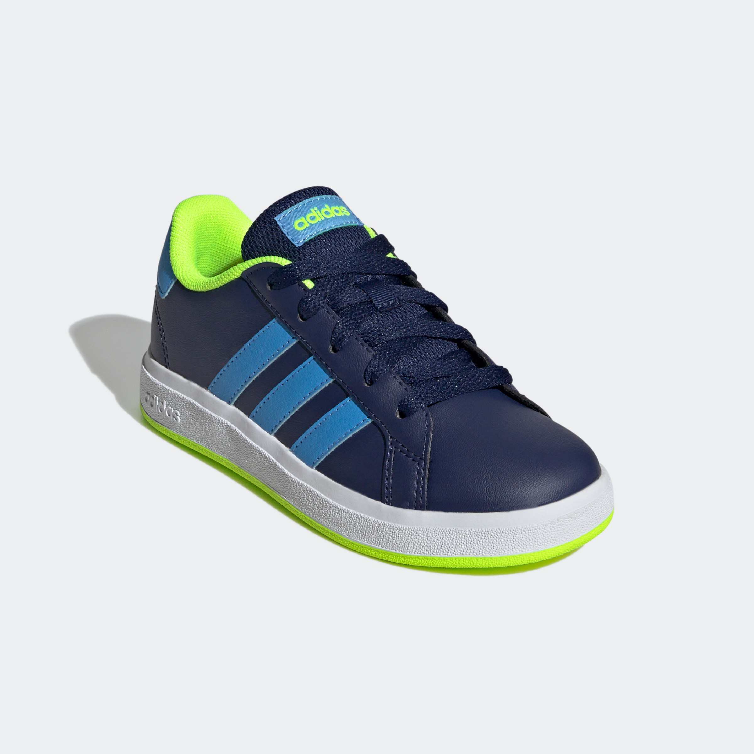 adidas Sportswear Sneaker »GRAND COURT LIFESTYLE TENNIS LACE-UP«, Design auf den Spuren des adidas Superstar