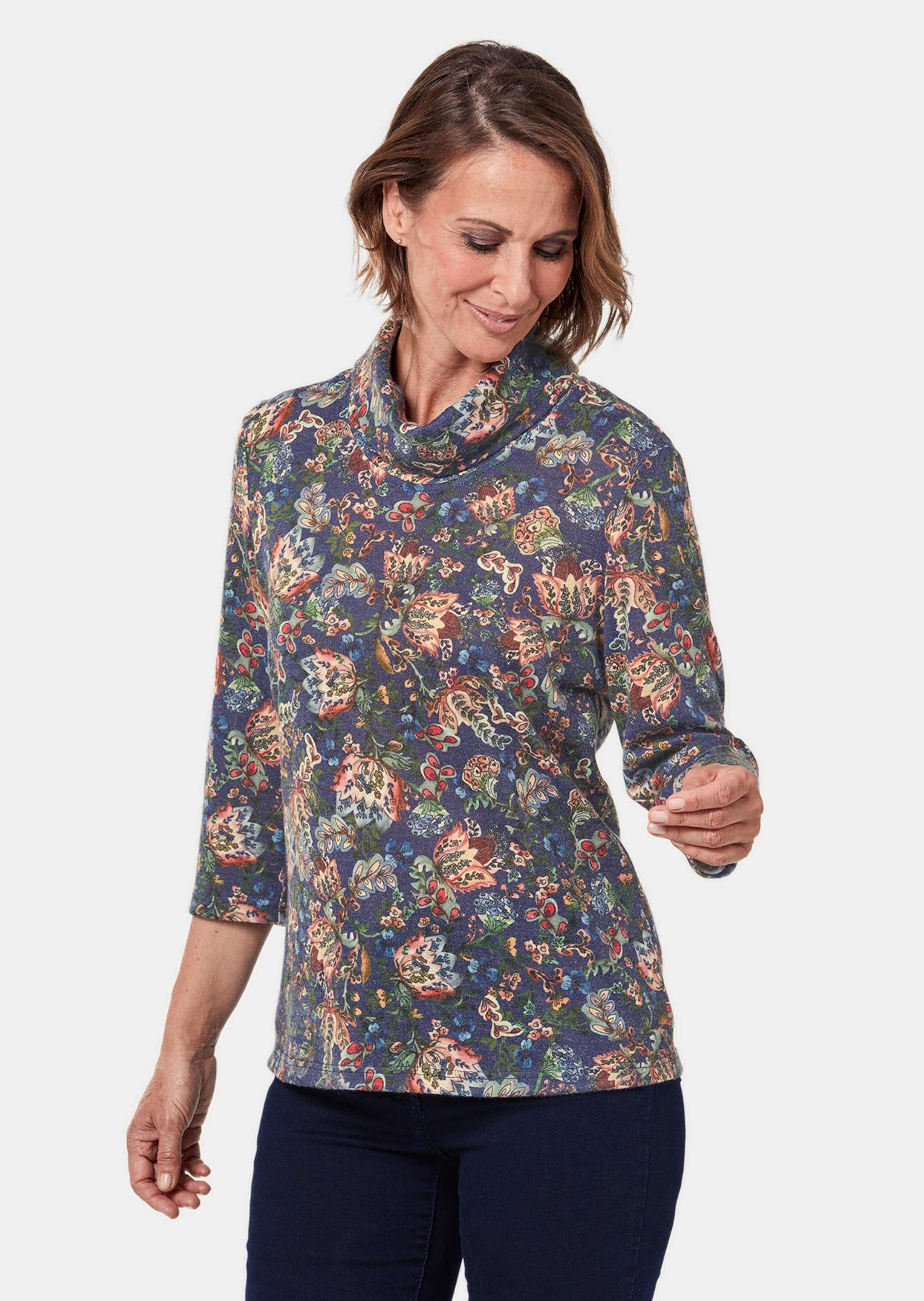 GOLDNER Print-Shirt »Shirt Kurzgröße - Modernes Druckshirt mit angesagtem Rollkragen«