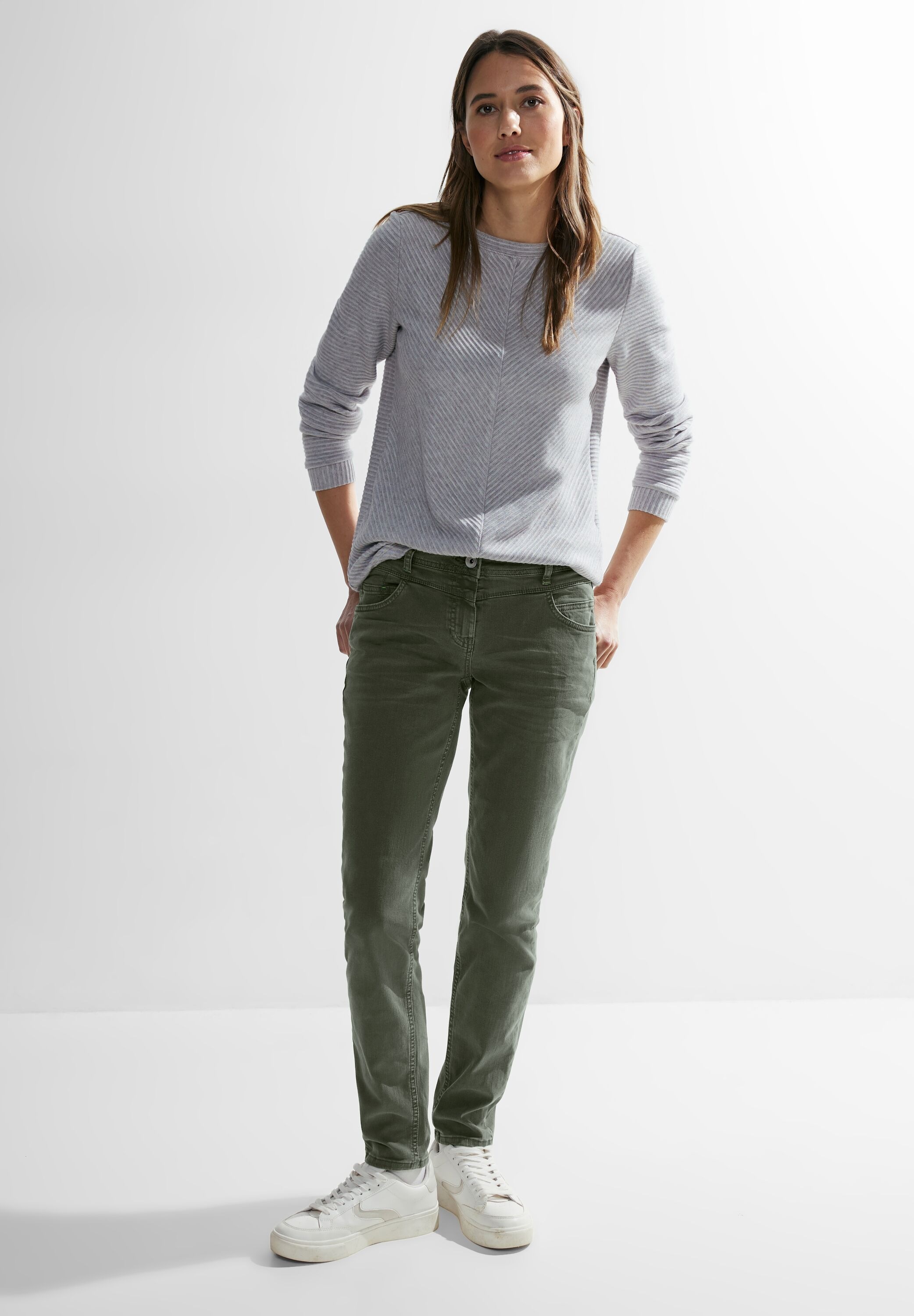 Cecil Comfort-fit-Jeans, im Colour Look