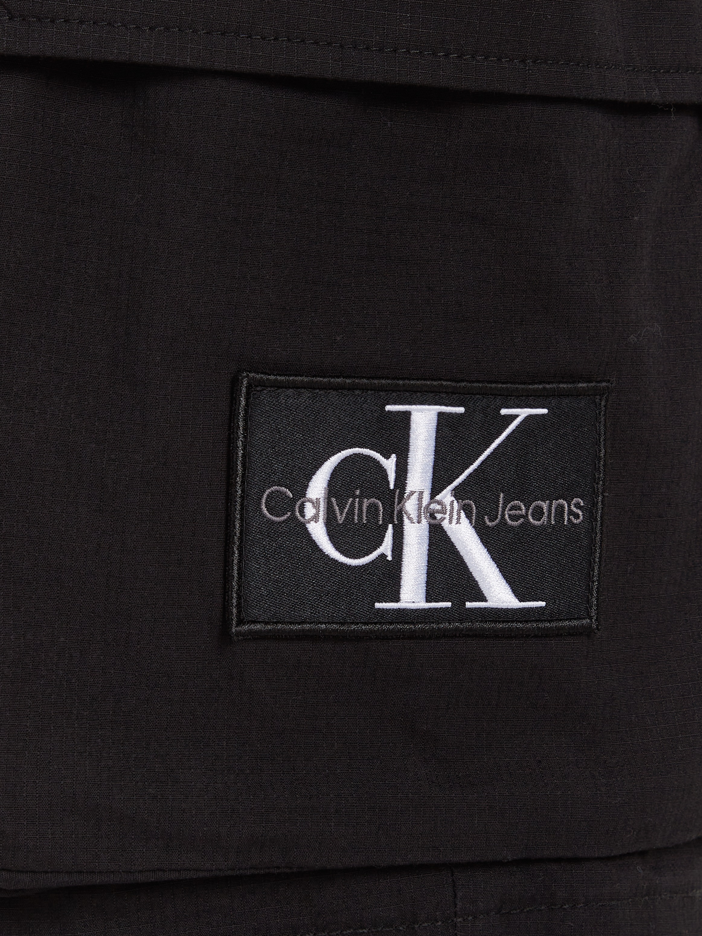 Calvin Klein Jeans Cargoshorts »CARGO SHORT«, mit Logopatch