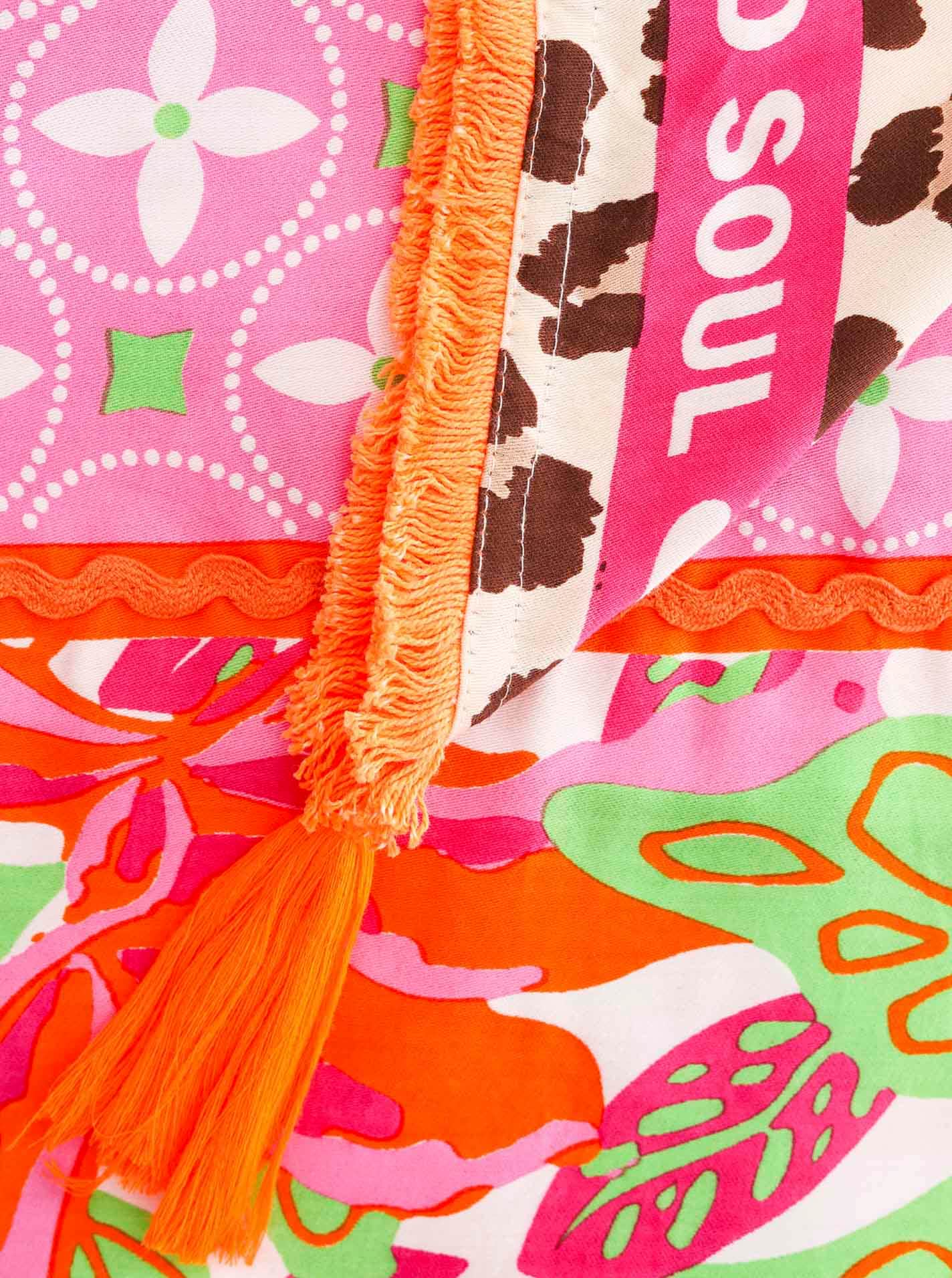 Zwillingsherz Modetuch, mit Allover-Print, Tasseln und kleiner Fransenkante