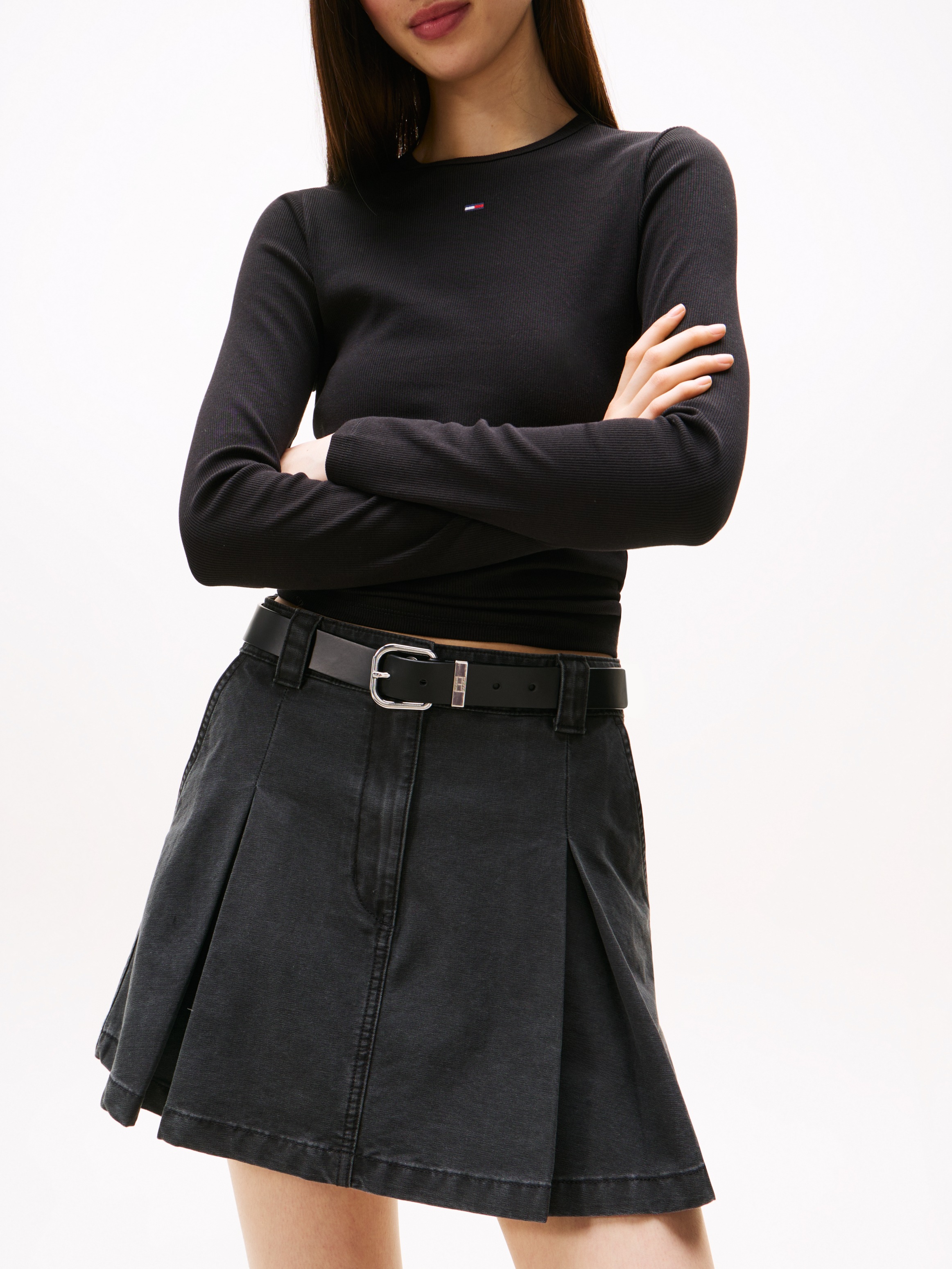 Thumbnail - Tommy Jeans Langarmshirt "TJW SLIM ESSENTIAL RIB LS" mit Logostickerei