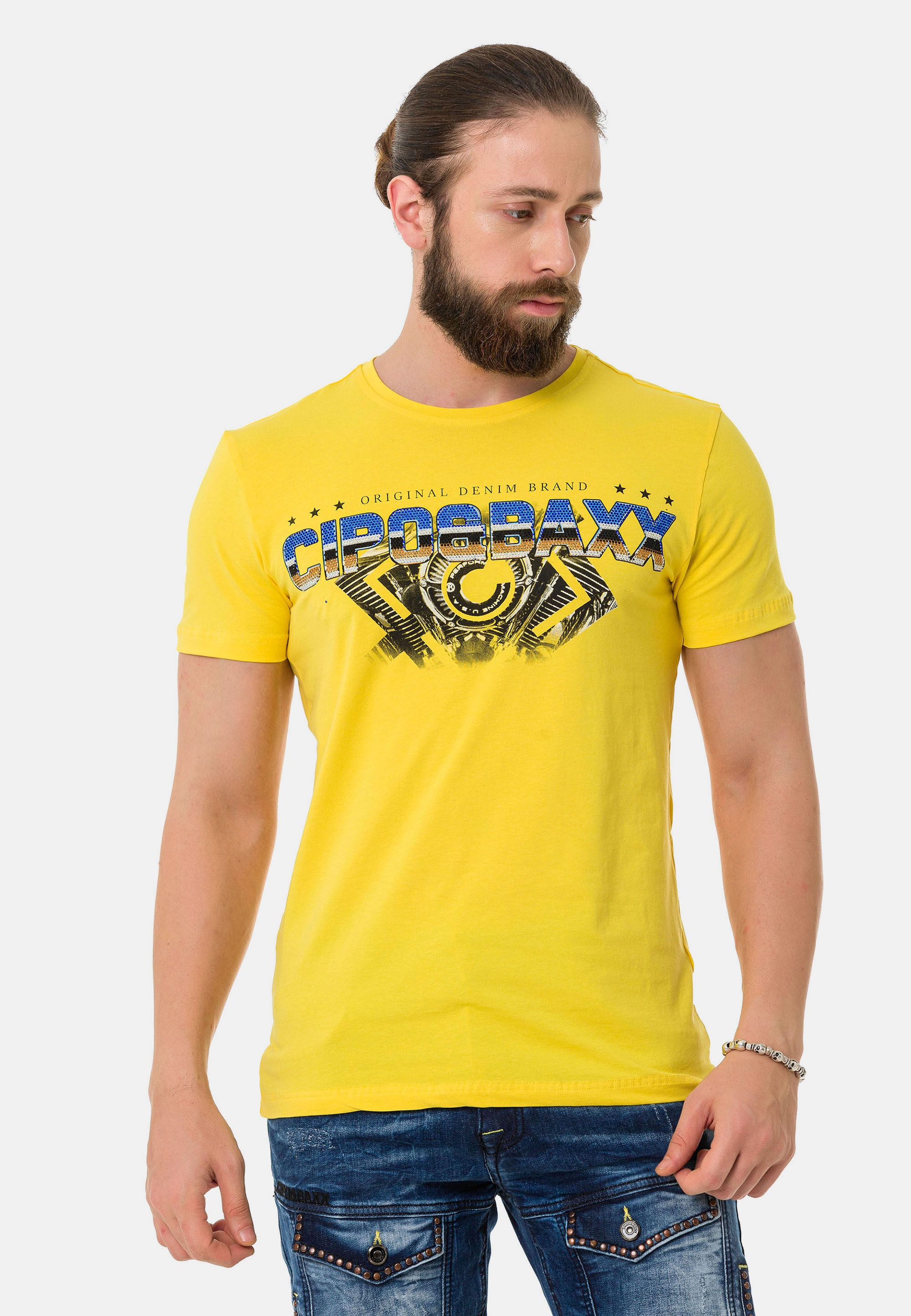 Cipo & Baxx T-Shirt »T-Shirt«, extravaganter Marken-Schriftzug