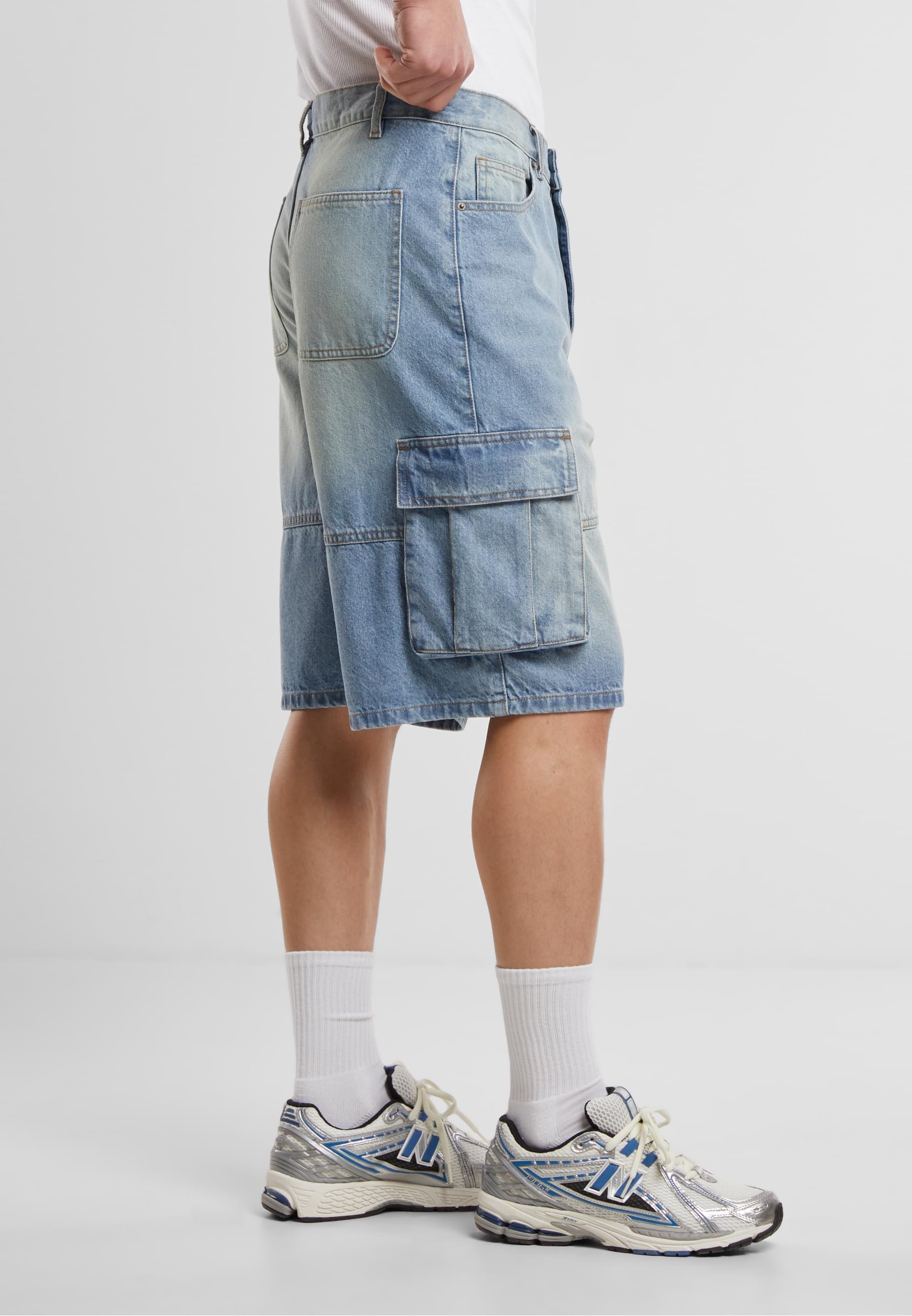 URBAN CLASSICS Shorts »Urban Classics Relaxed Denim Cargo Shorts«, (1 tlg.)