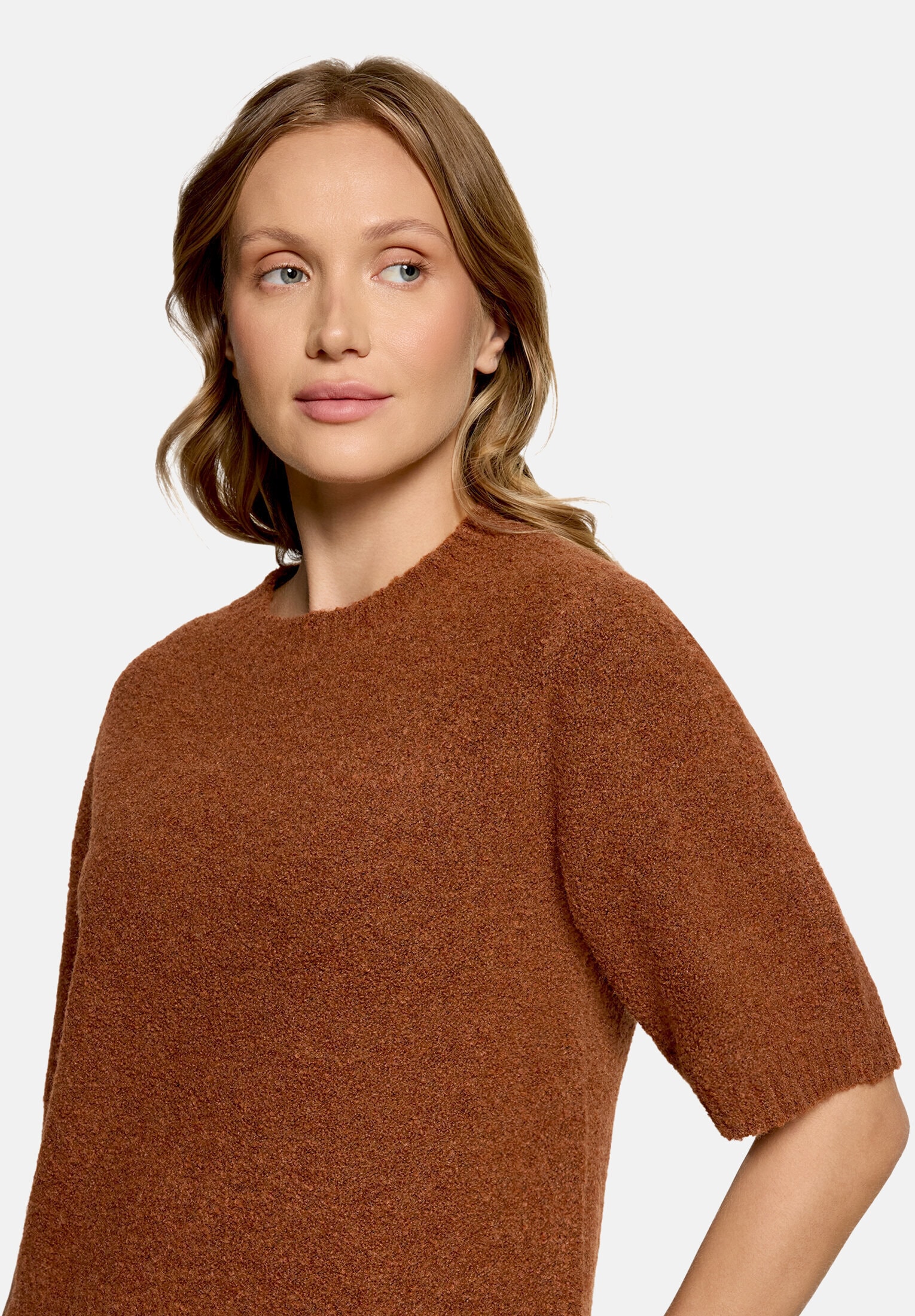 Betty&Co Kurzarmshirt »Damen mit Rundhalsausschnitt« 1