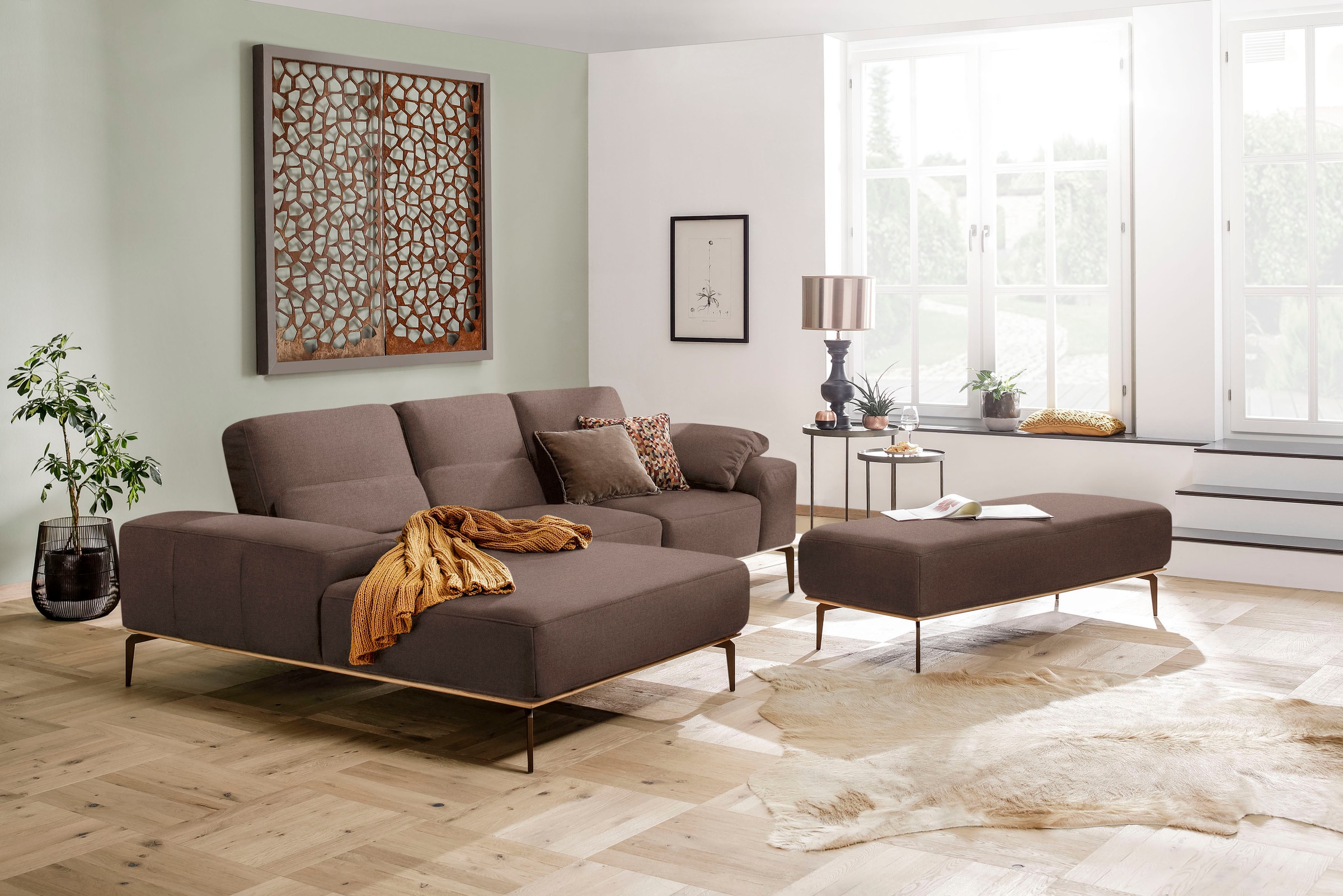 W.SCHILLIG Ecksofa »run, Designsofa mit tollem Sitzkomfort, bequem, L-Form«, mit Holzsockel, Füße in Bronze pulverbeschichtet, Breite 279 cm