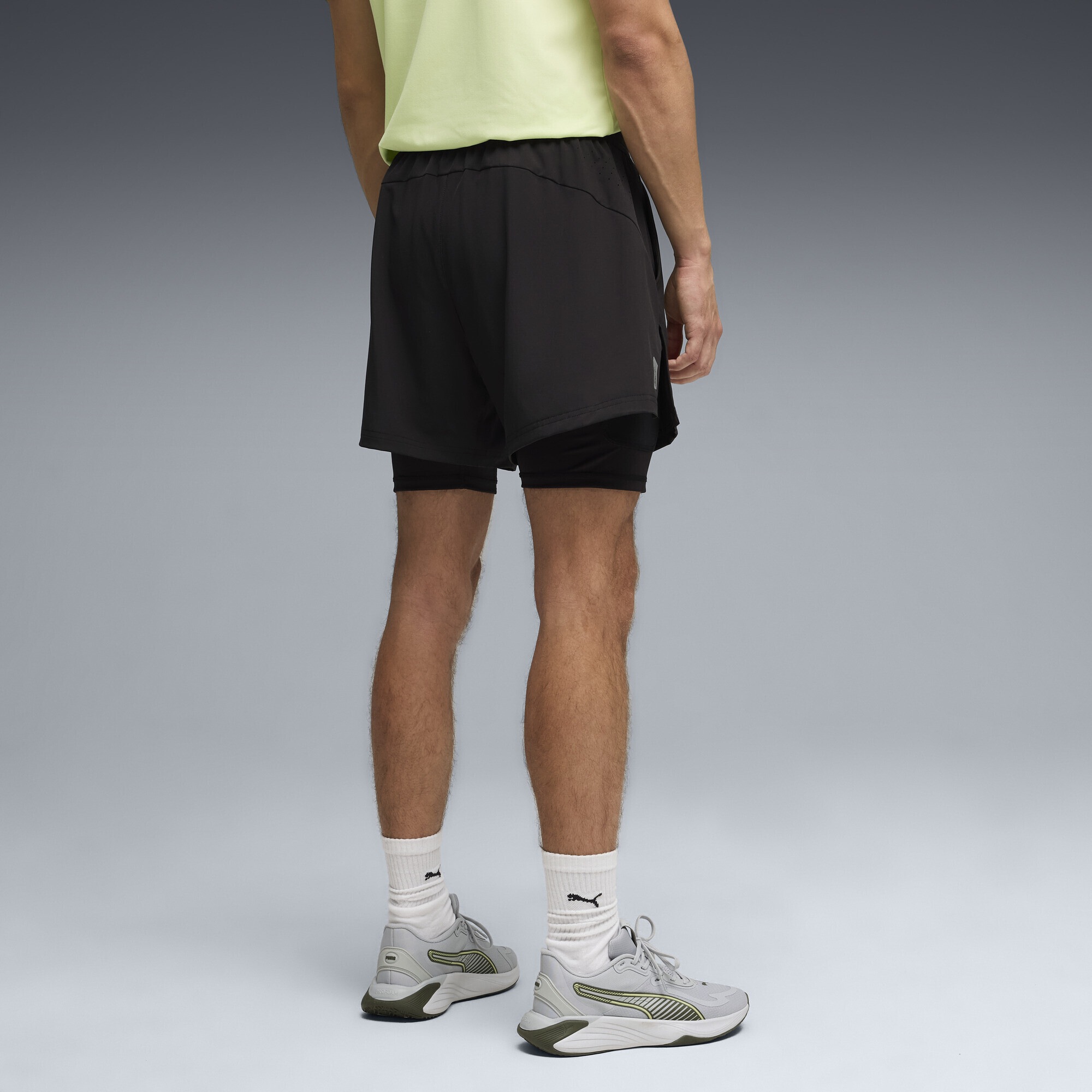 PUMA Trainingsshorts »PWRMODE 2-in-1 Stretch Gewebte Shorts Herren«