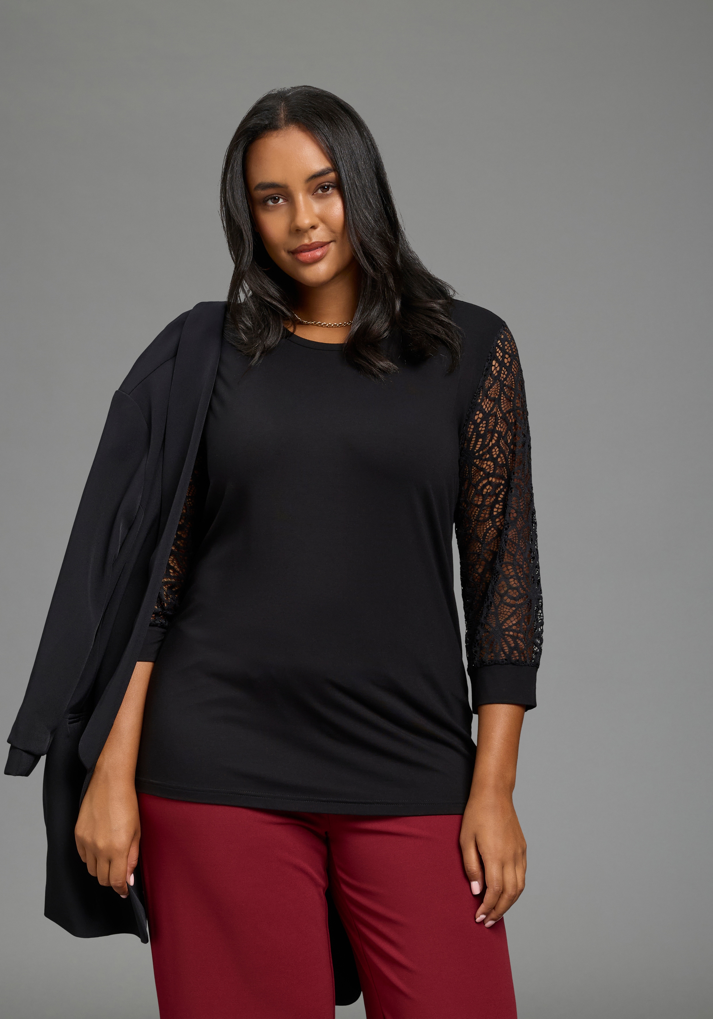 Laura Scott CURVE Spitzenshirt "Große Größen" figurbetonte Passform, mit Spitze, 3/4-Ärmel, Rundhalsausschnitt