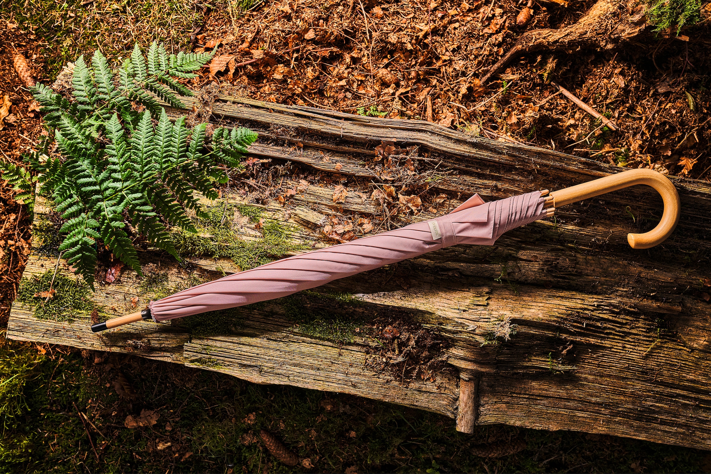 aus BAUR rose«, Schirmgriff doppler® | Stockregenschirm Long, recyceltem mit Holz aus kaufen »nature gentle Material