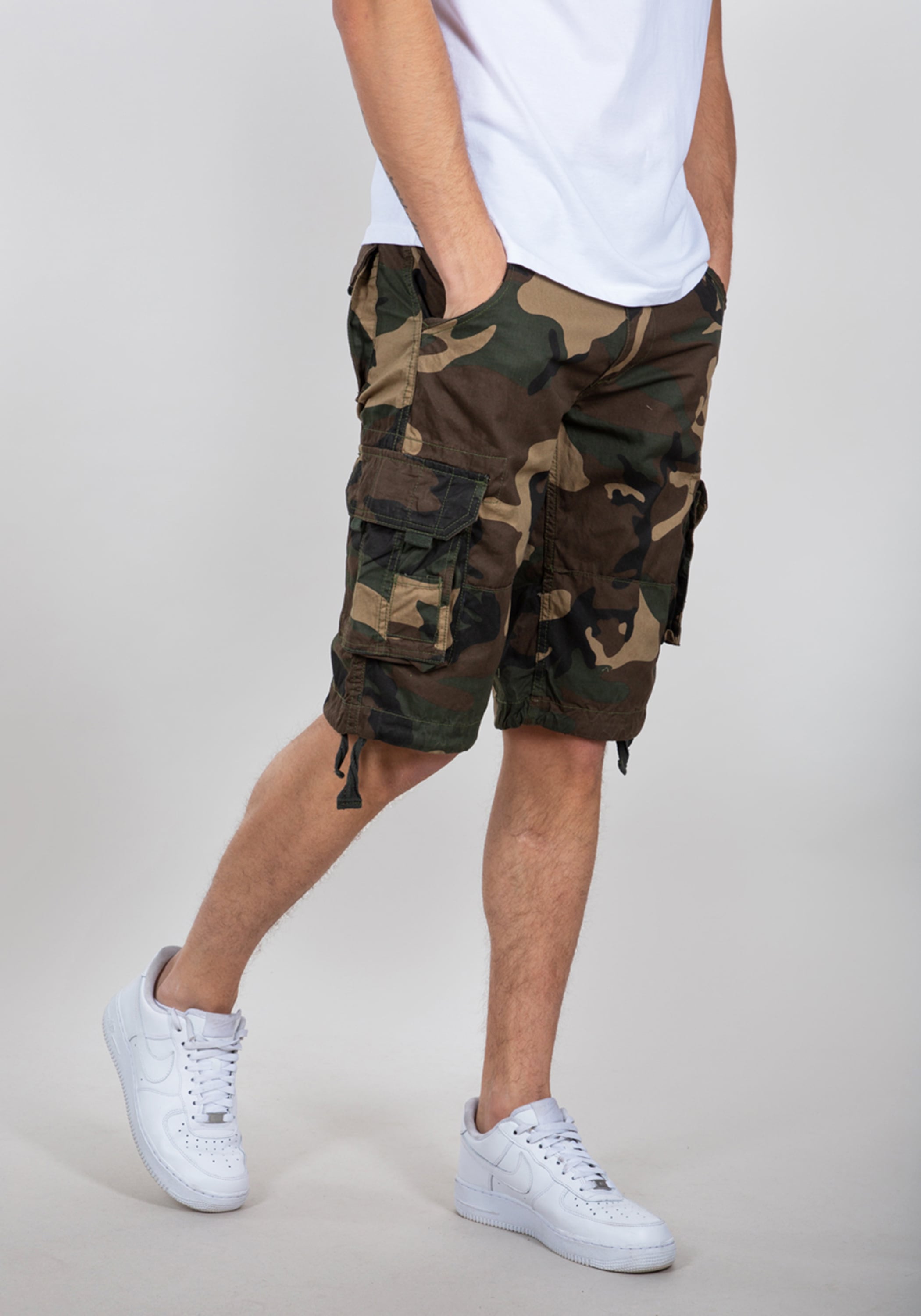 Alpha Industries Shorts »ALPHA INDUSTRIES Men - Shorts Jet Short Camo«