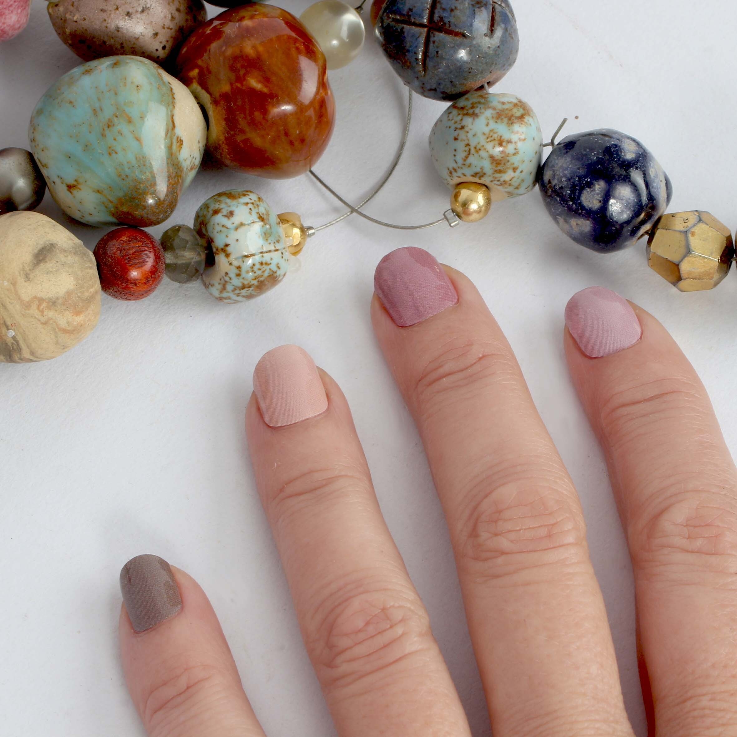 Vargu Nageldesign Zubehör »solid pink«, aus zertifizierter Produktion (SGS / SEDEX) und Material (FSC)
