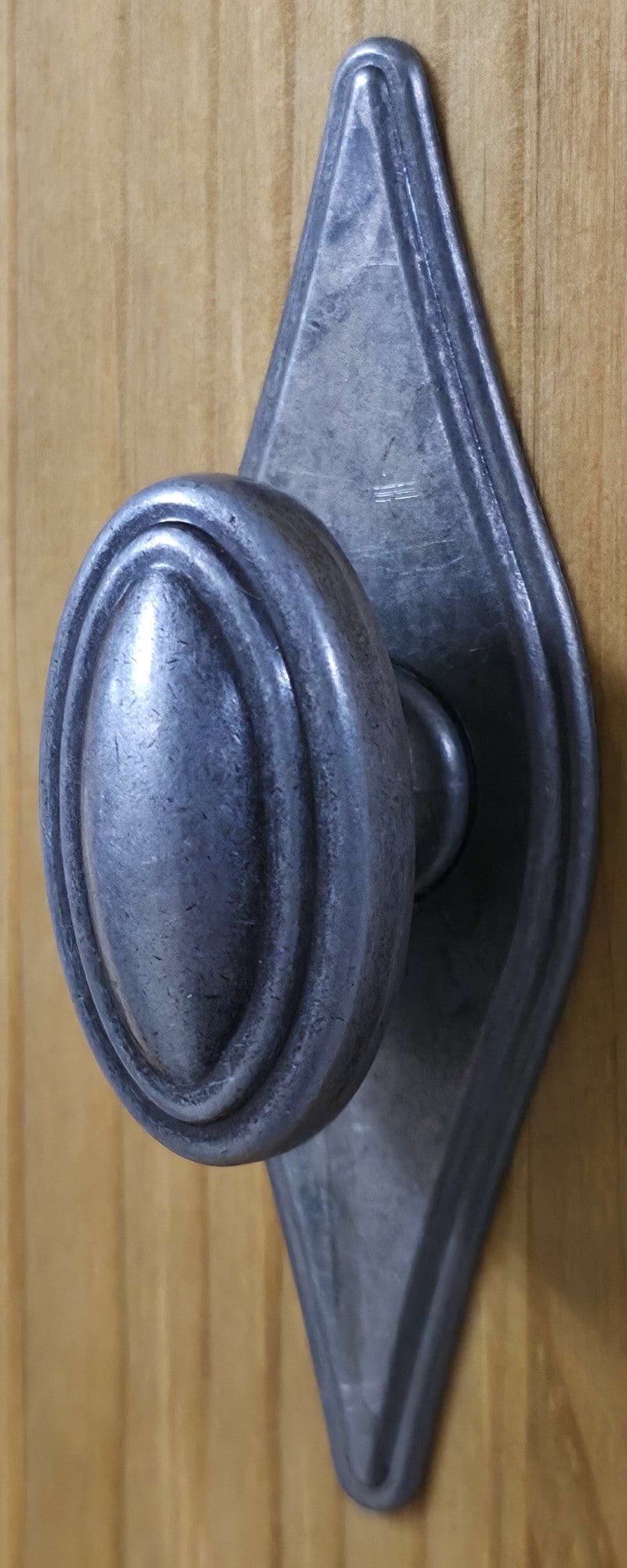 Home affaire Waschbeckenunterschrank »Rauna« aus massiver Kiefer, Breite 64 cm, Rillenoptik, made in EU