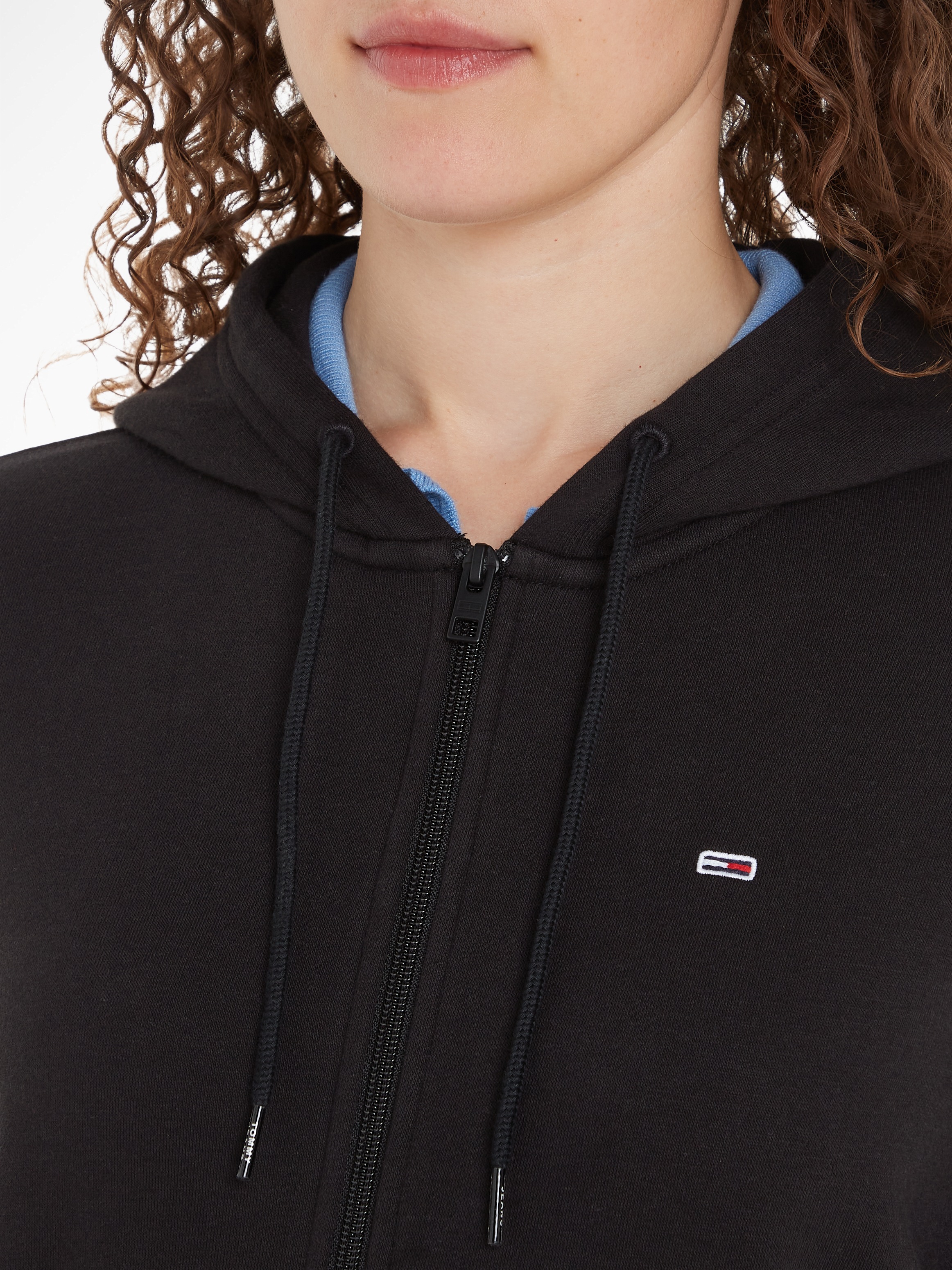Tommy Jeans Sweatjacke »TJW REG S FLAG ZIP THRU«, mit Logostickerei