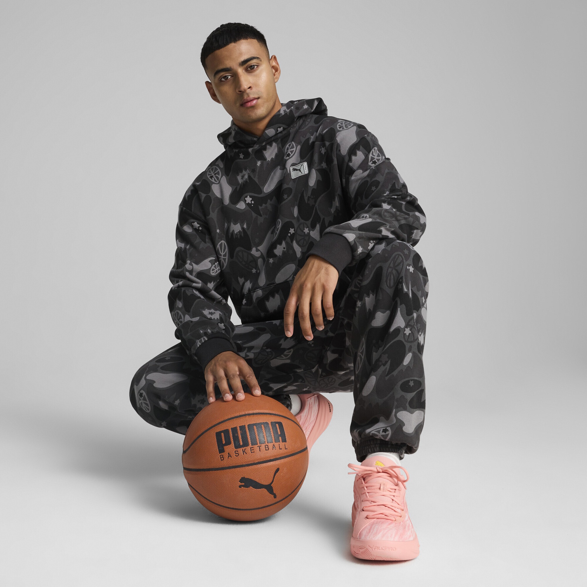 PUMA Hoodie »Dress Code Camo Basketballhoodie Herren«