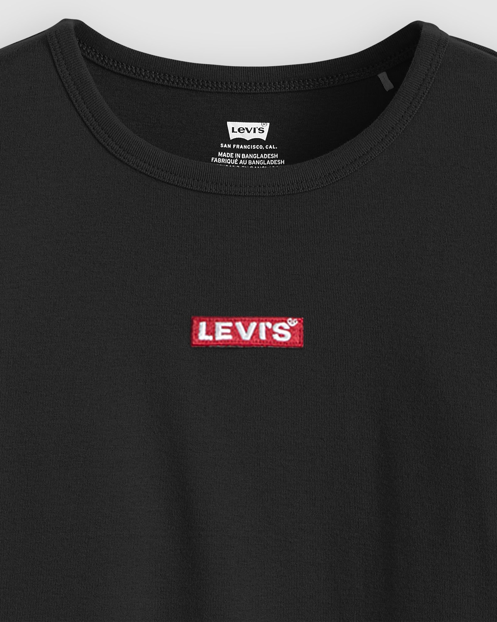 Levi's® T-Shirt »LSE GRAPHIC RICKIE«, Kontrastfarbene LEVI`S®- Applikation