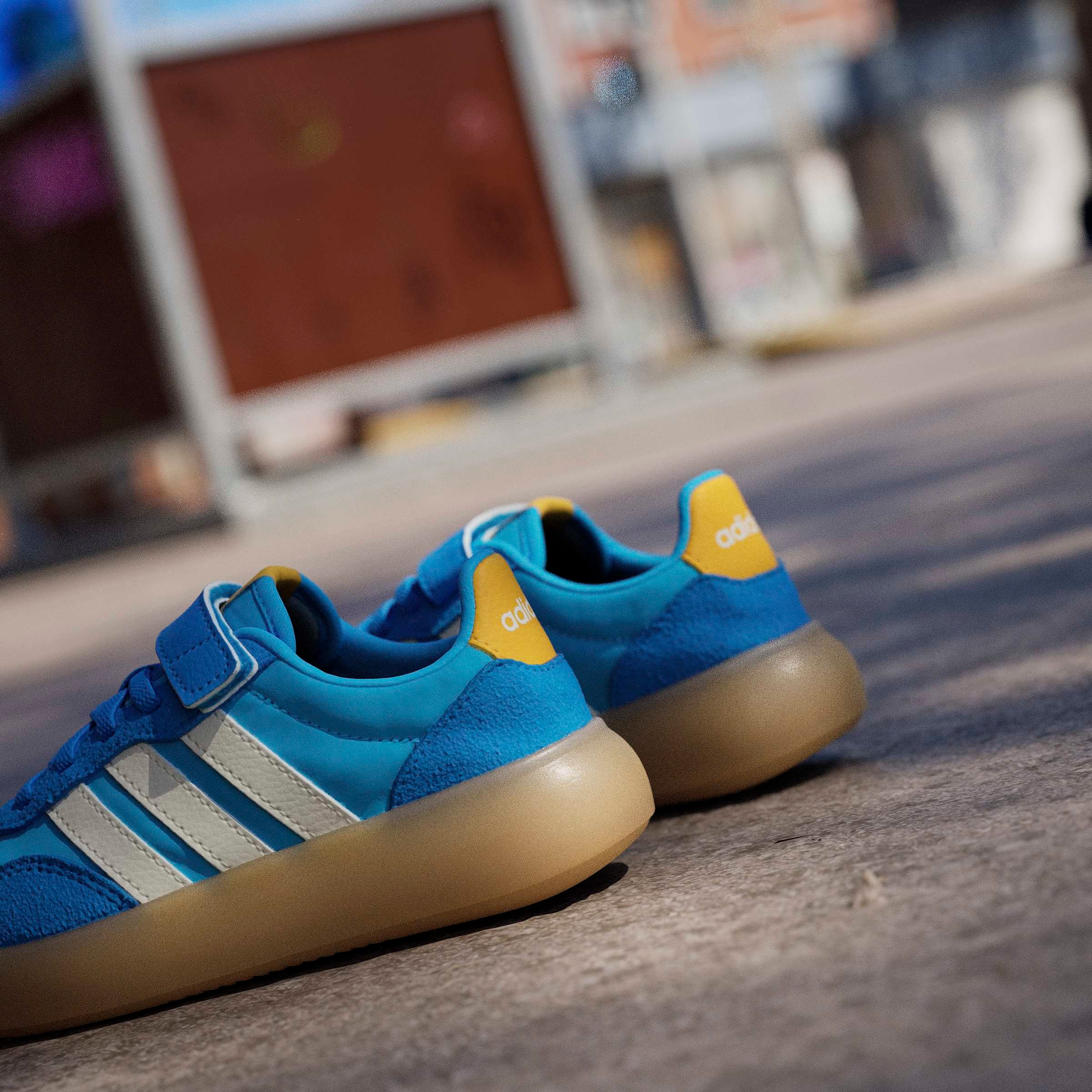 adidas Sportswear Sneaker »BARREDA DECODE  KIDS«  mit Klettverschluss, für Kinder & Jugendliche