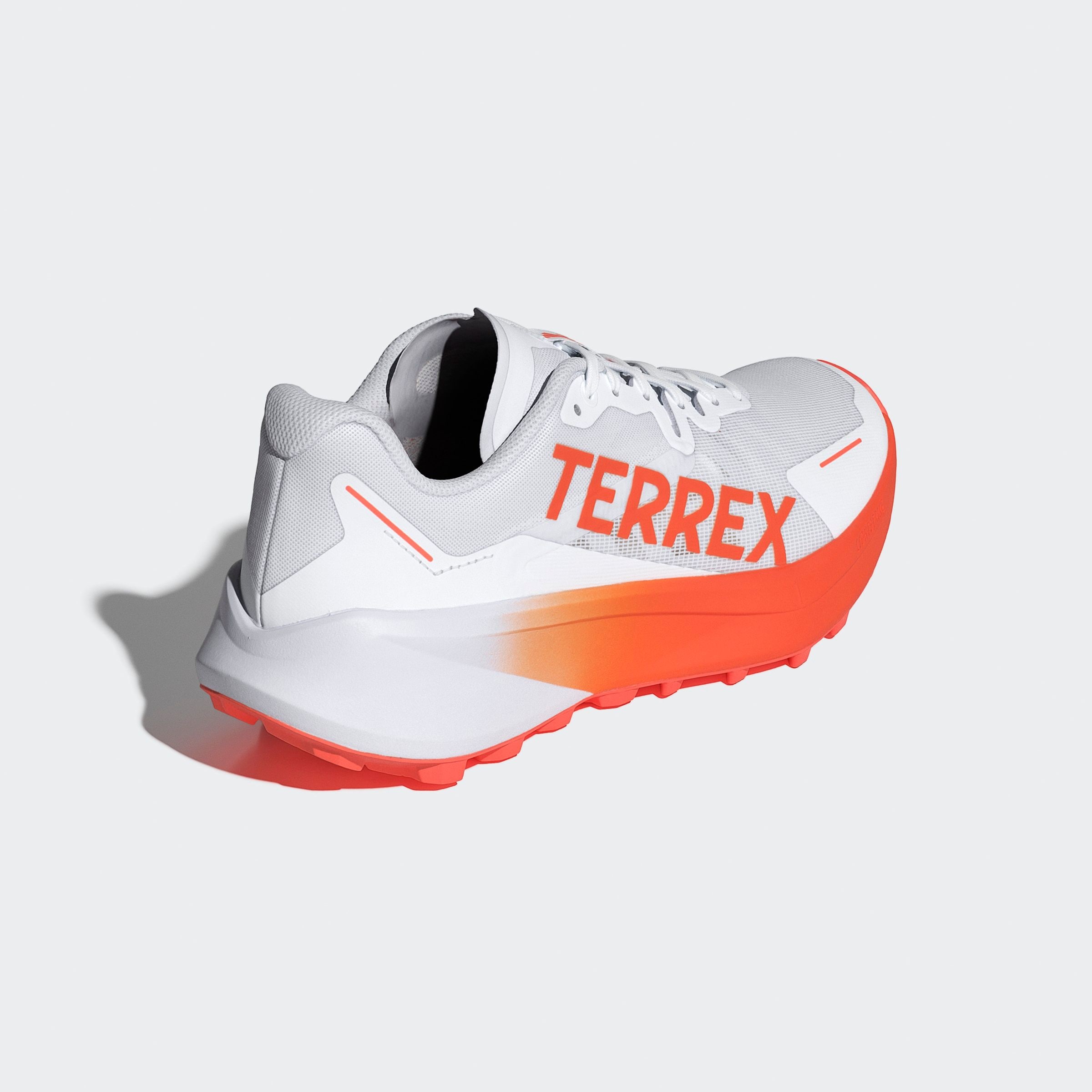 adidas TERREX Trailrunningschuh »TERREX AGRAVIC 3 TRAILRUNNING«