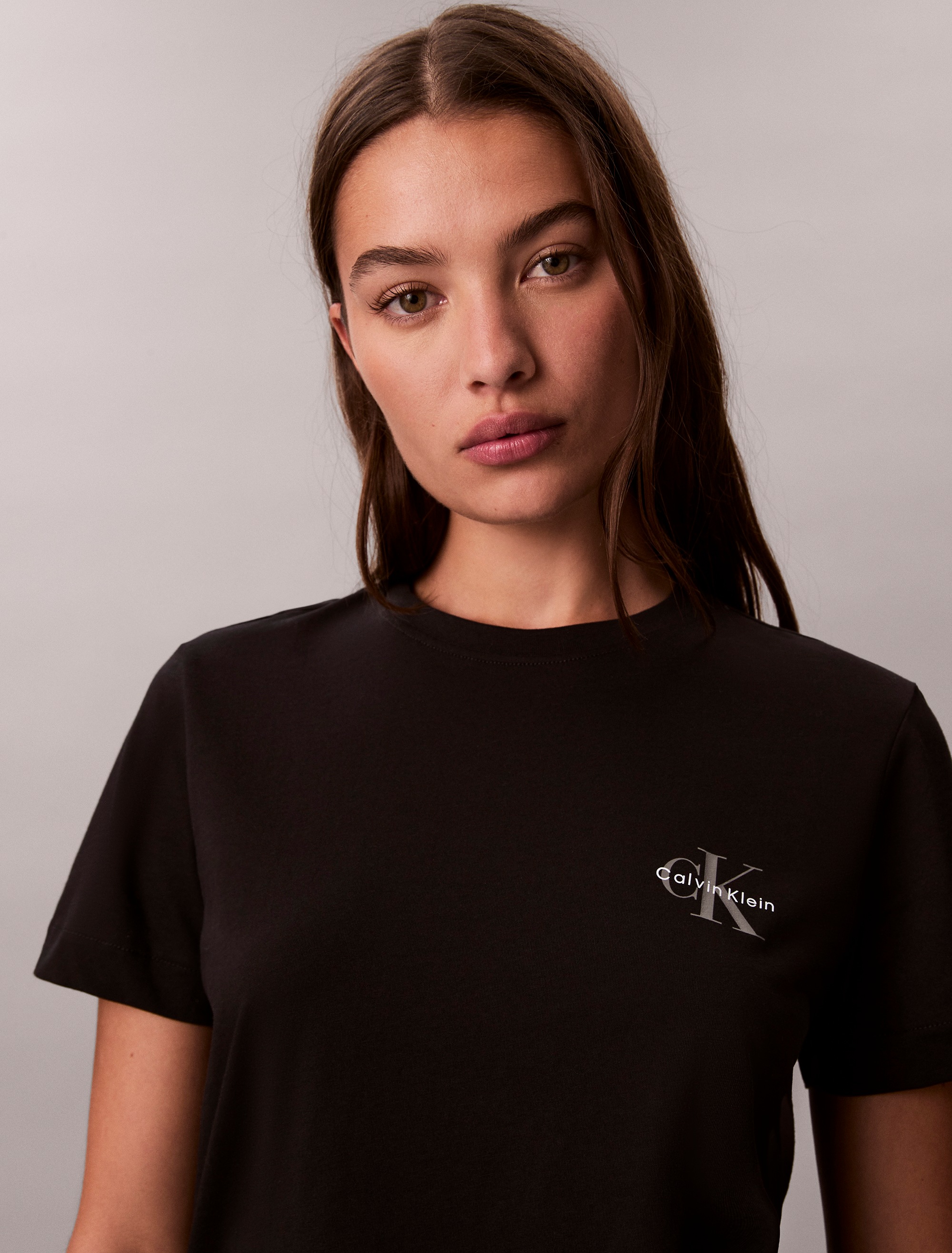 Calvin Klein Jeans T-Shirt »A- Logo CN 2 Pack Tee«, (Packung, 2er-Pack), Mit Rundhalsausschnitt