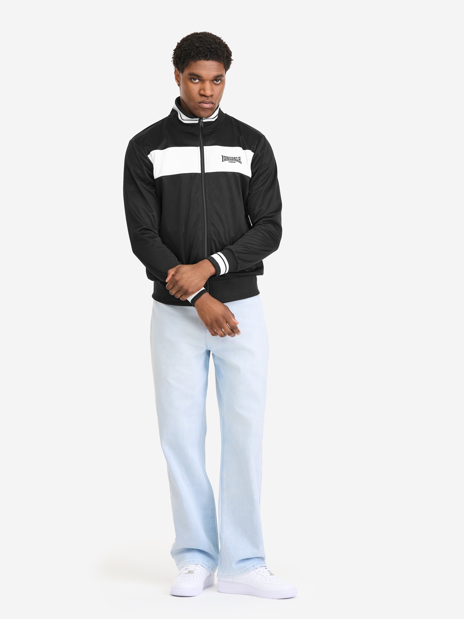 Lonsdale Trainingsjacke »TRAININGSJACKE NORMALE PASSFORM MEOLS« 1 Stk. tlg. sportlicher Stil