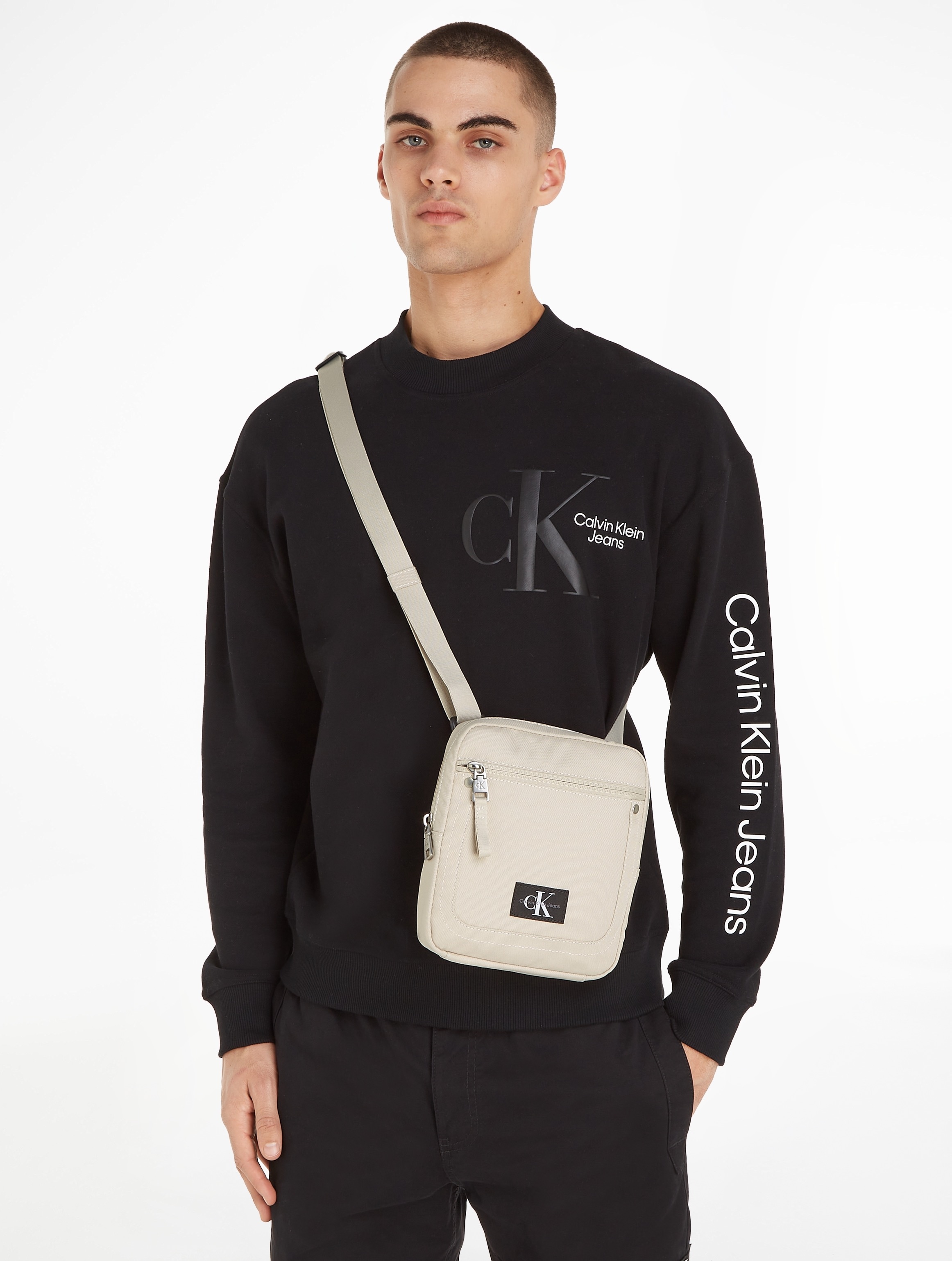 Calvin Klein Jeans Mini Bag »SPORT ESSENTIALS REPORTER18 W«, in schlichtem  Design online kaufen | BAUR