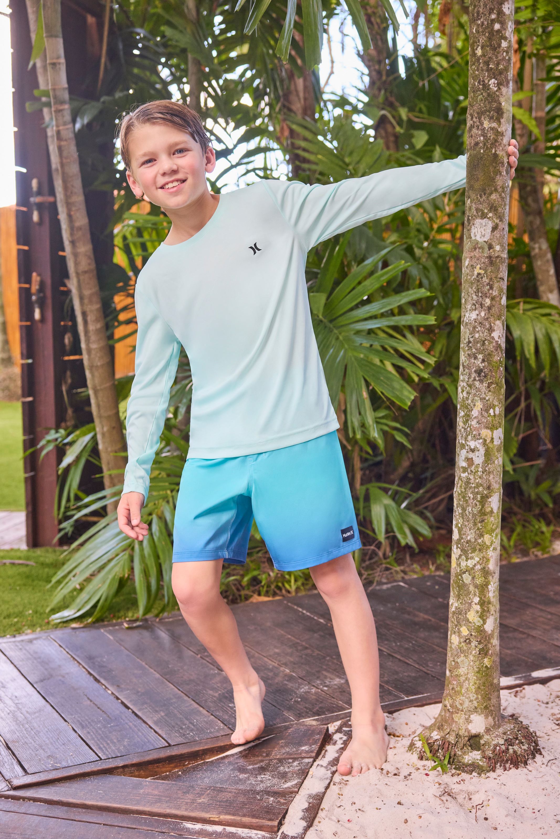 Hurley Badeshorts »HRLB FIRST LIGHT PULL ON SWIM« für Jugendliche, sportlicher Stil, leichtes Tragegefühl