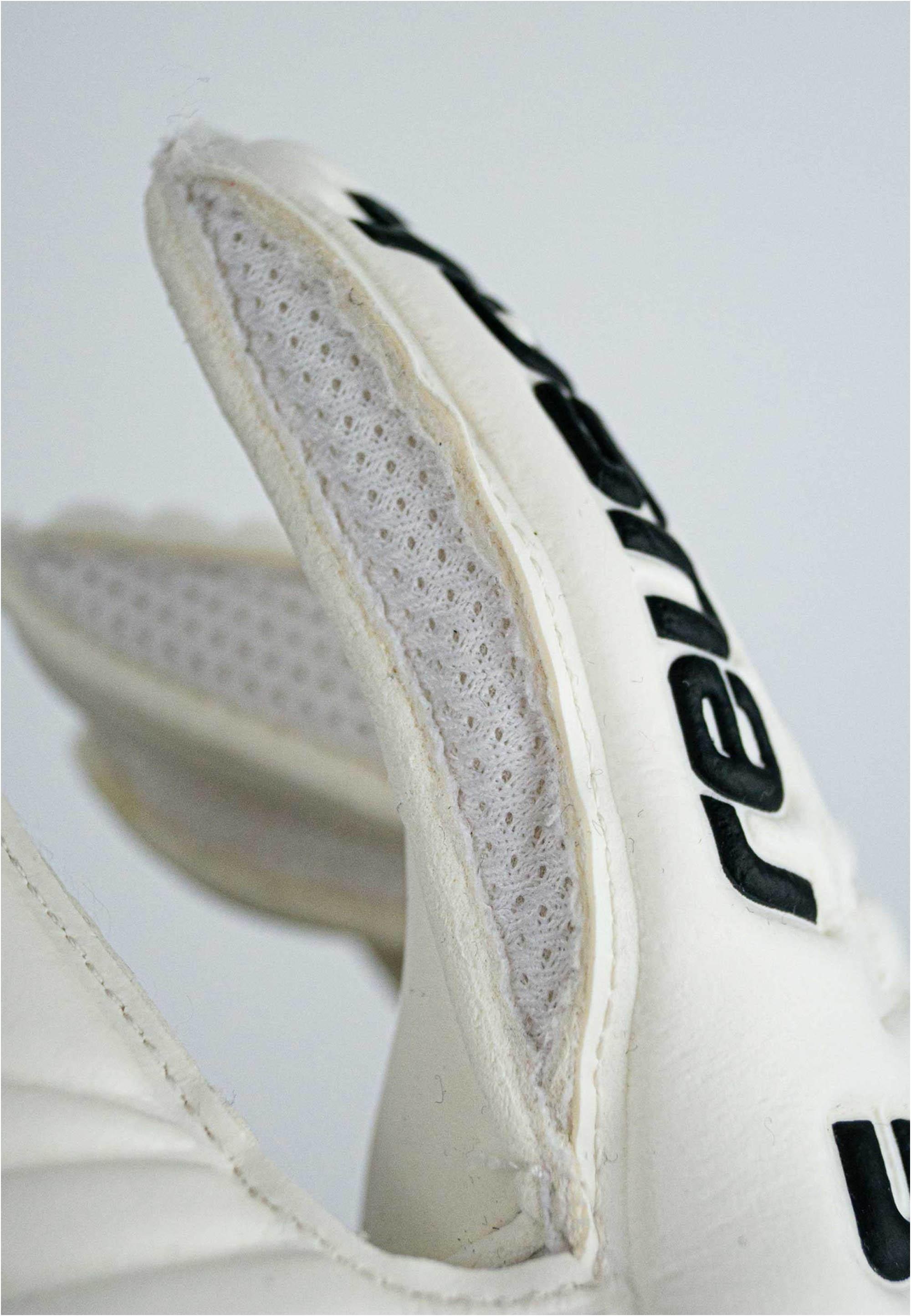 Reusch Torwarthandschuhe »Legacy Arrow Silver Junior«, mit sehr gutem Grip und Außennaht-Schnitt