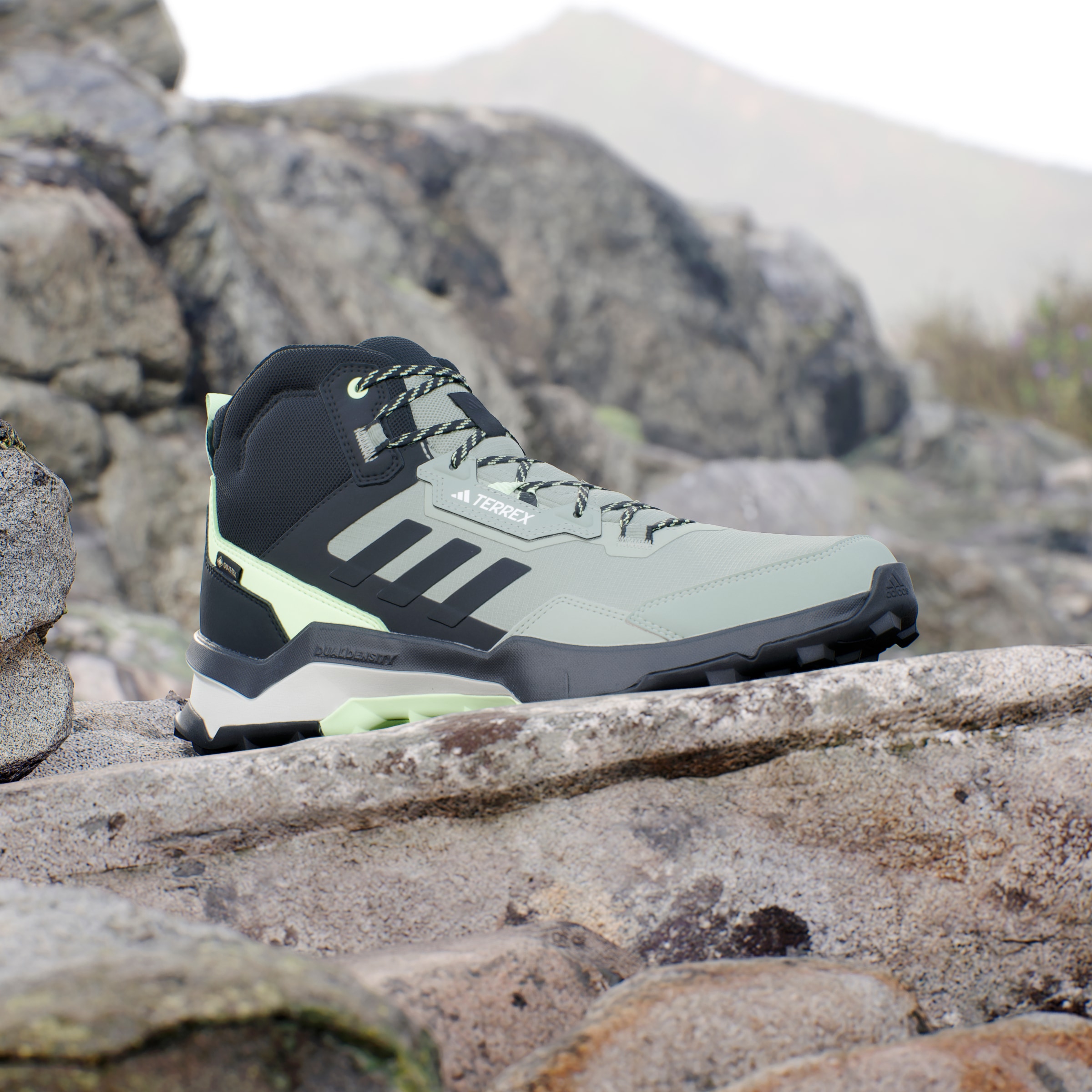 adidas TERREX Wanderschuh »TERREX AX4 MID GORE-TEX«, wasserdicht