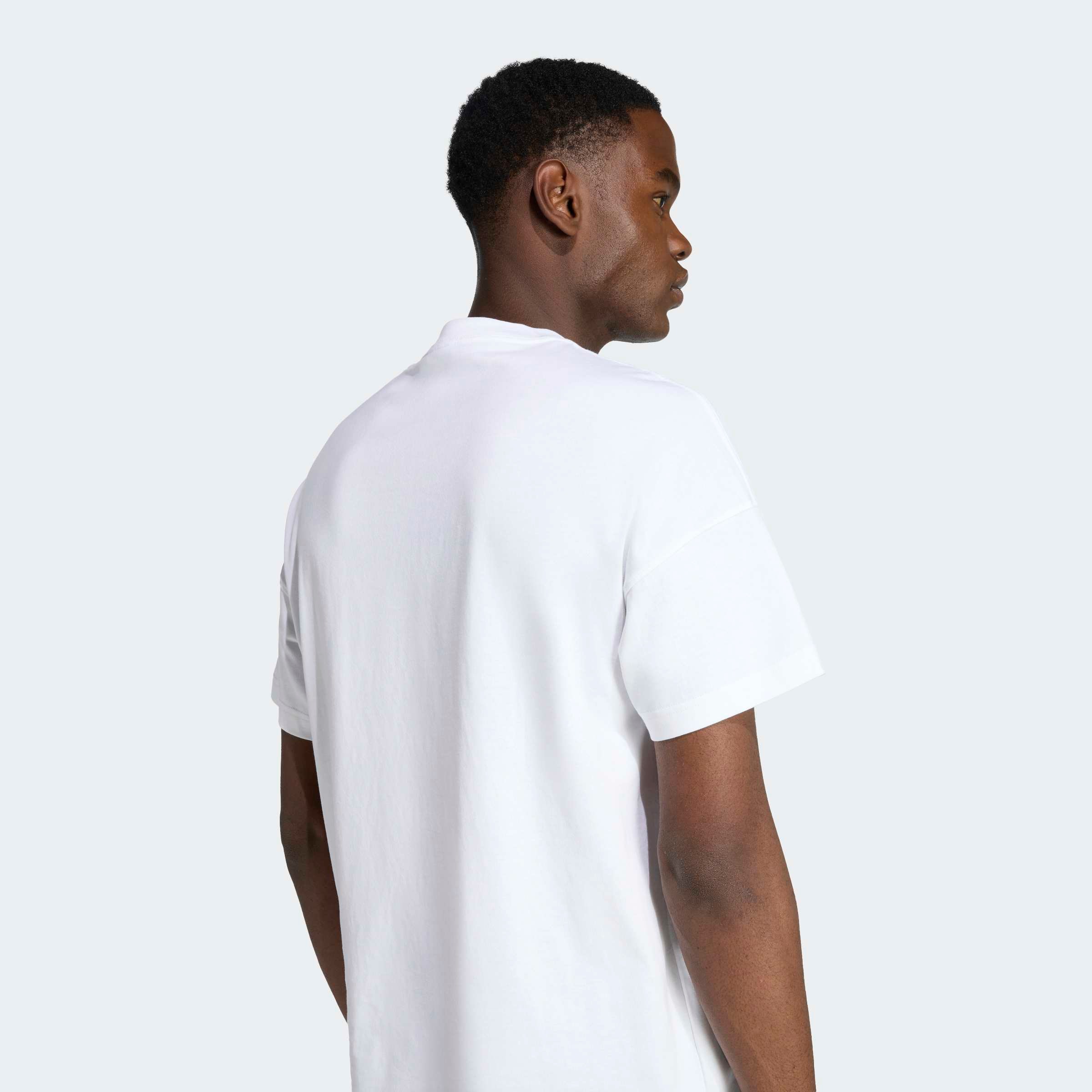 adidas Sportswear T-Shirt »M A SZN T« sportlicher Stil, Kurzarm, ohne Verschluss, aus Baumwolle