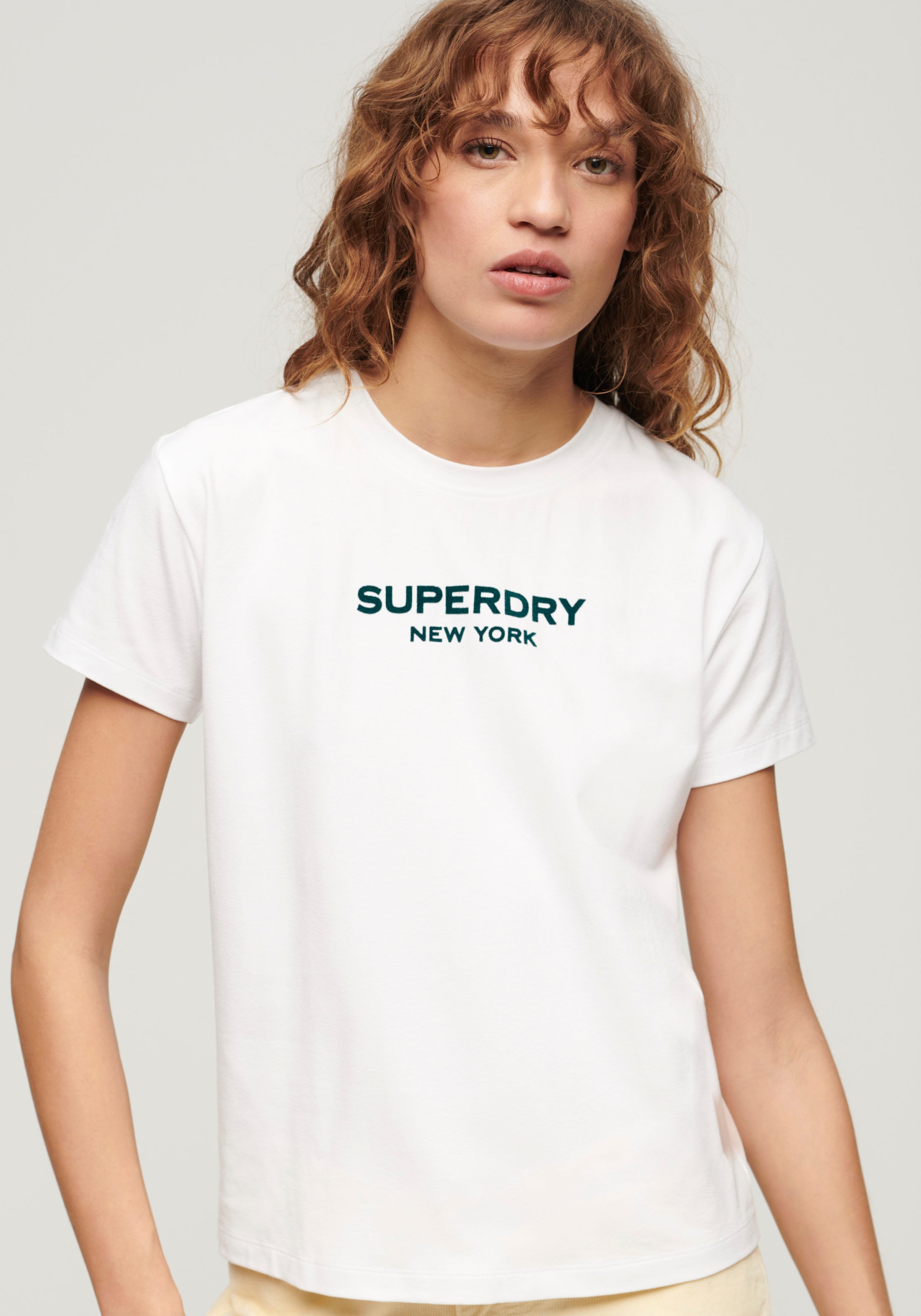 Superdry Kurzarmshirt »SPORT LUXE GRAPHIC FITTED TEE«