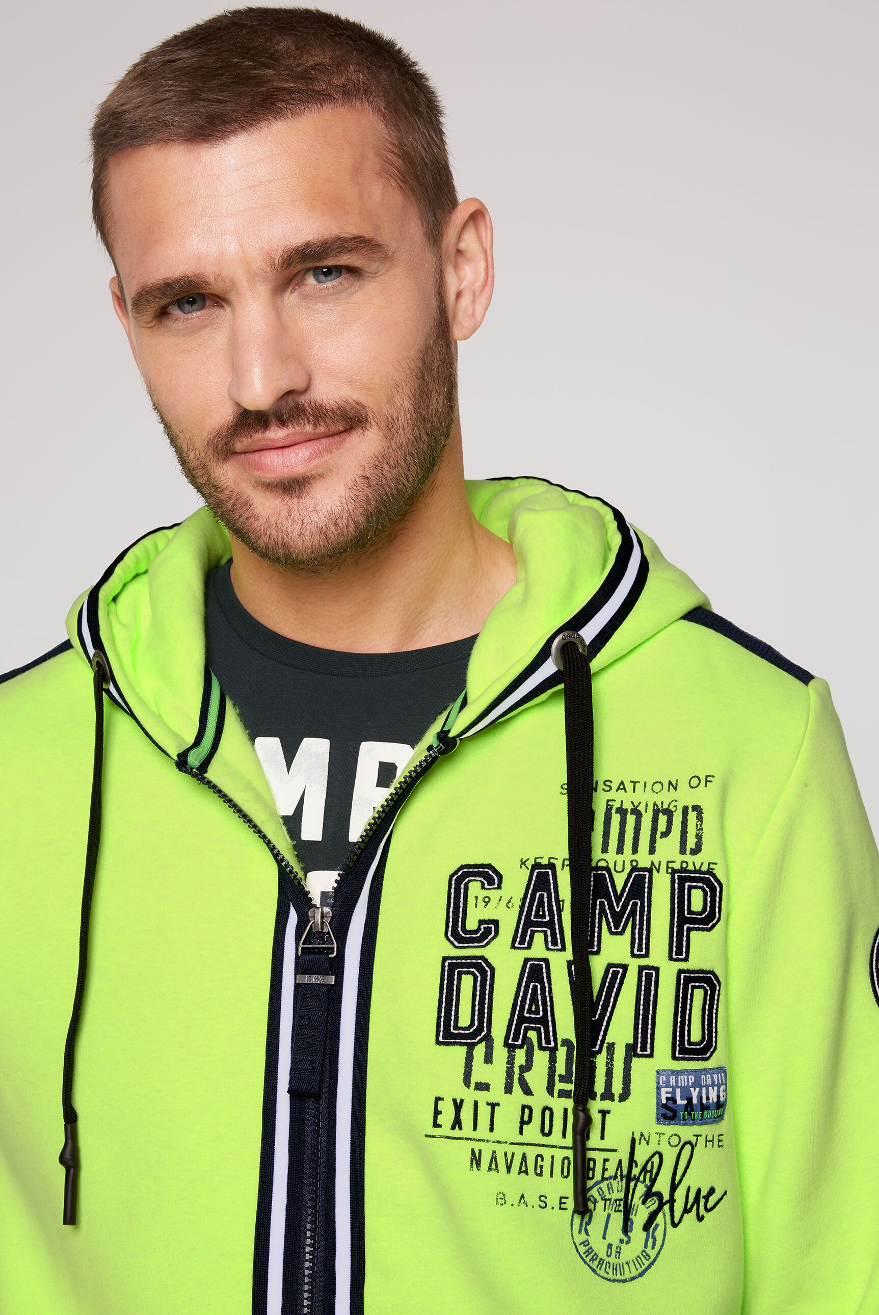 CAMP DAVID Kapuzensweatjacke, mit Reißverschlusstaschen
