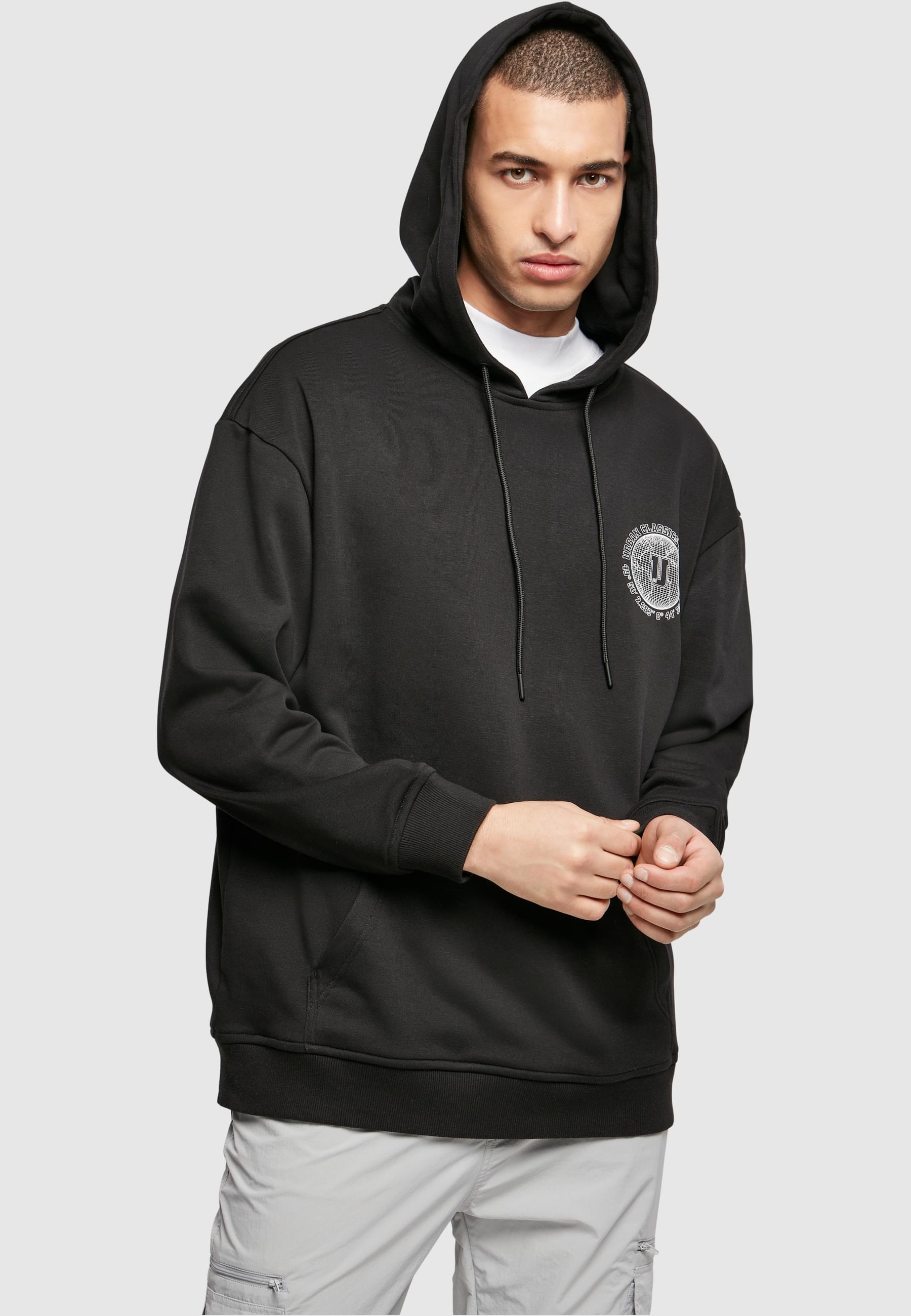 URBAN CLASSICS Sweatshirt »Urban Classics Herren Globetrotter Hoody«, (1 tlg.)