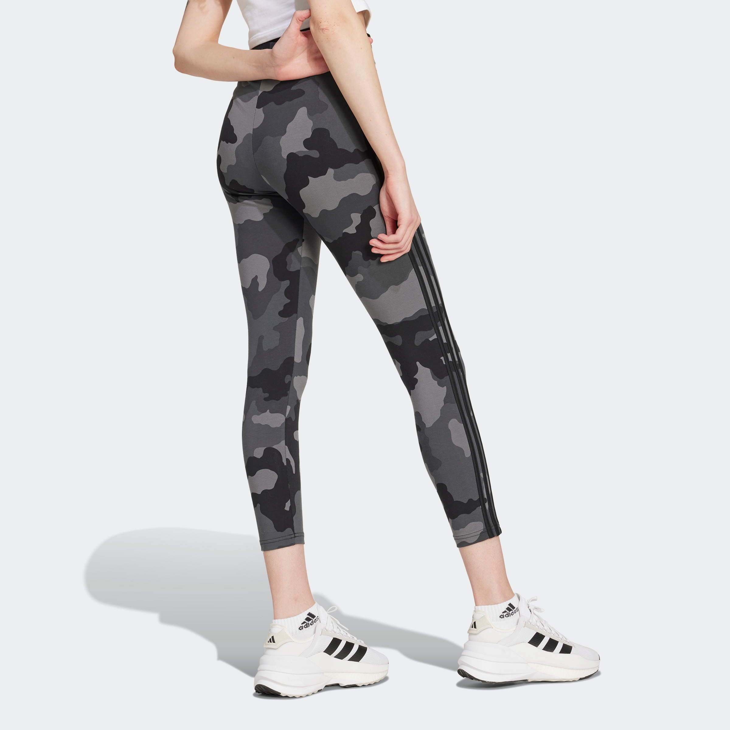 adidas Sportswear Leggings »W CAMO 3S LEG«, (1 tlg.)