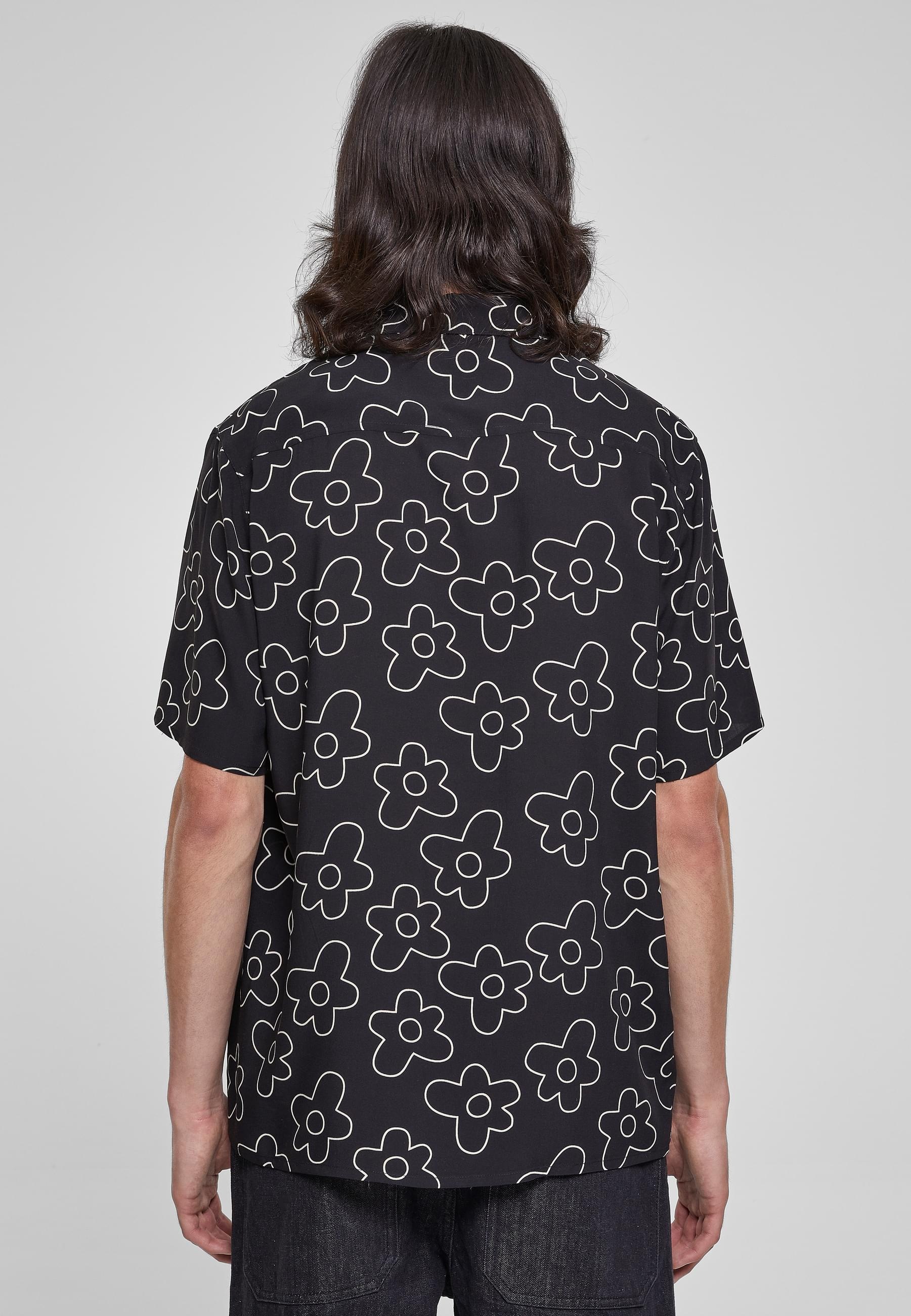 URBAN CLASSICS Kurzarmhemd »Urban Classics Herren Viscose AOP Resort Shirt«, (1 tlg.)
