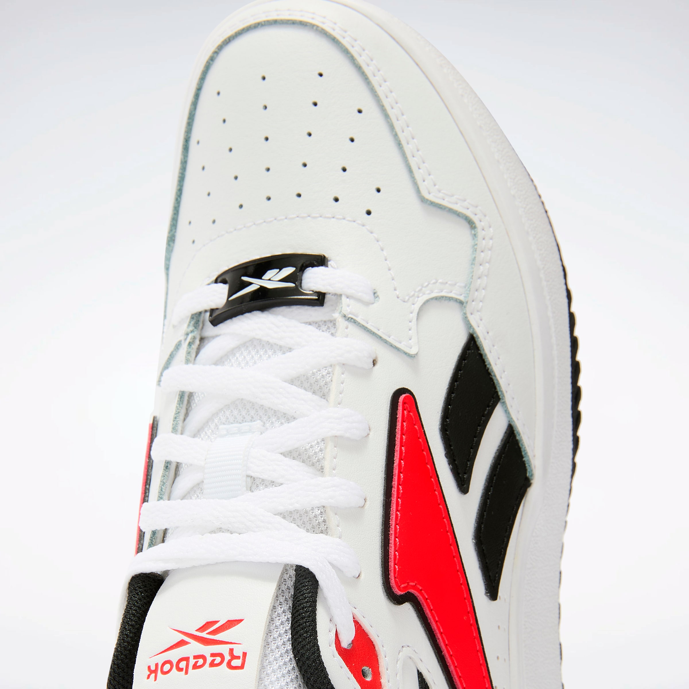 Reebok Basketballschuh »ATR CHILL«