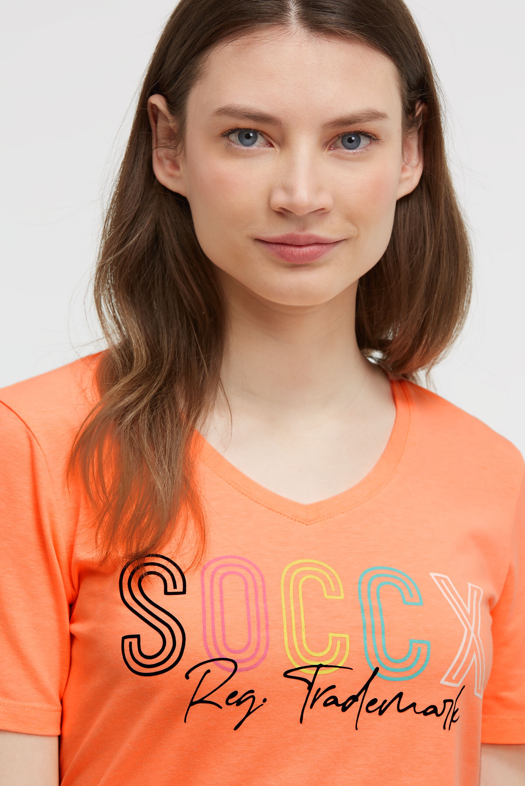 SOCCX V-Shirt mit Necktape