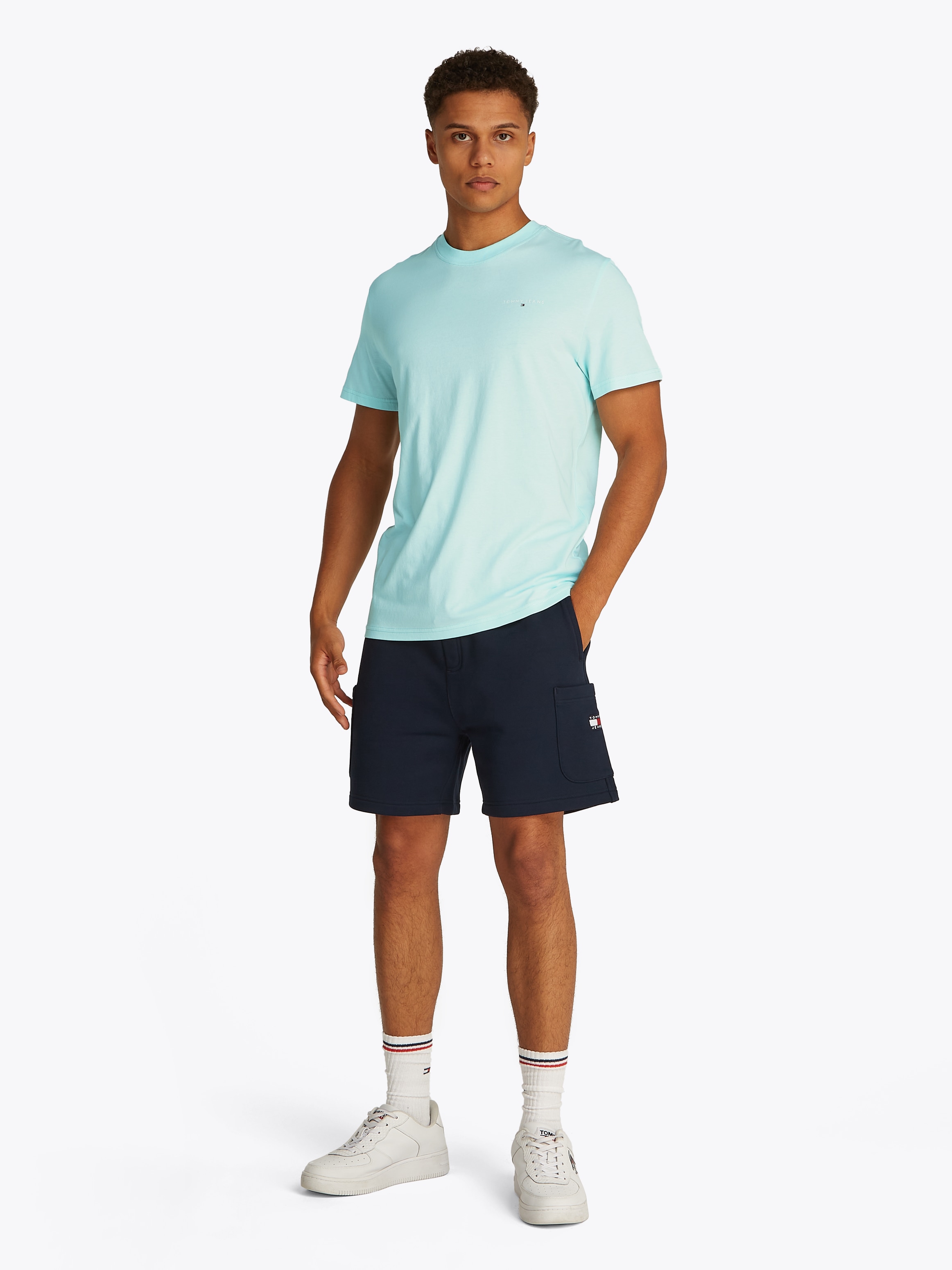 Tommy Jeans T-Shirt »TJM SLIM LINEAR CHEST SS TEE EXT«, mit Logodruck