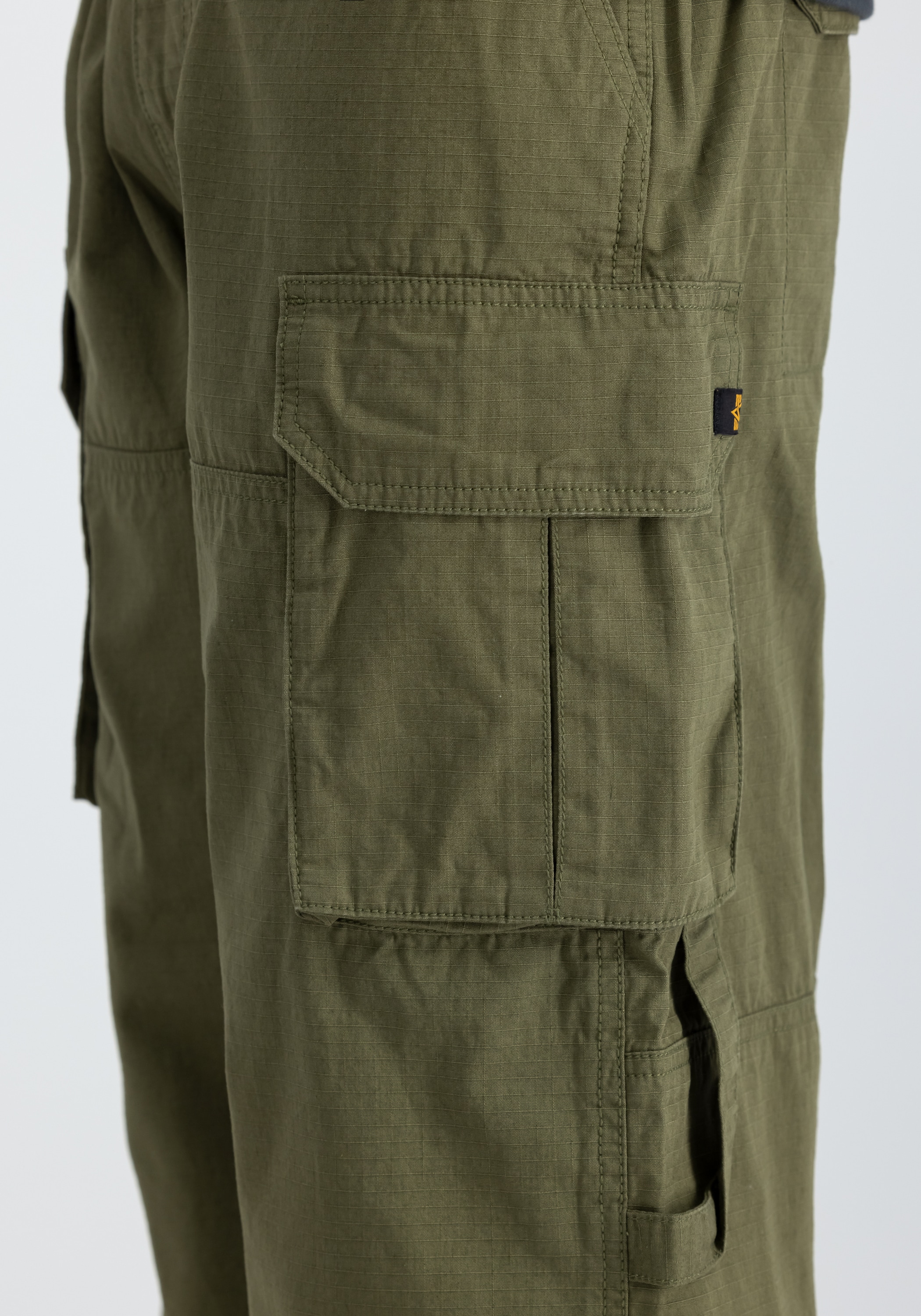 Alpha Industries Cargohose »Alpha Industries Men - Pants Ripstop Patchwork Pant«